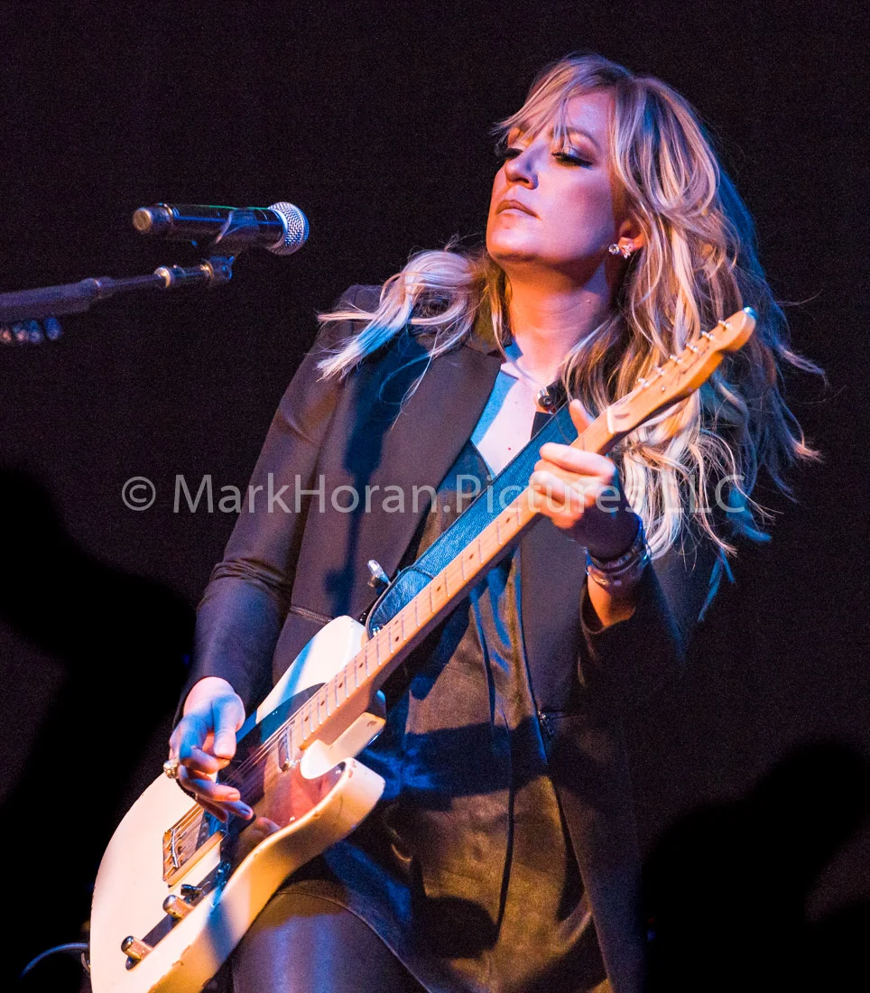 Clare Dunn