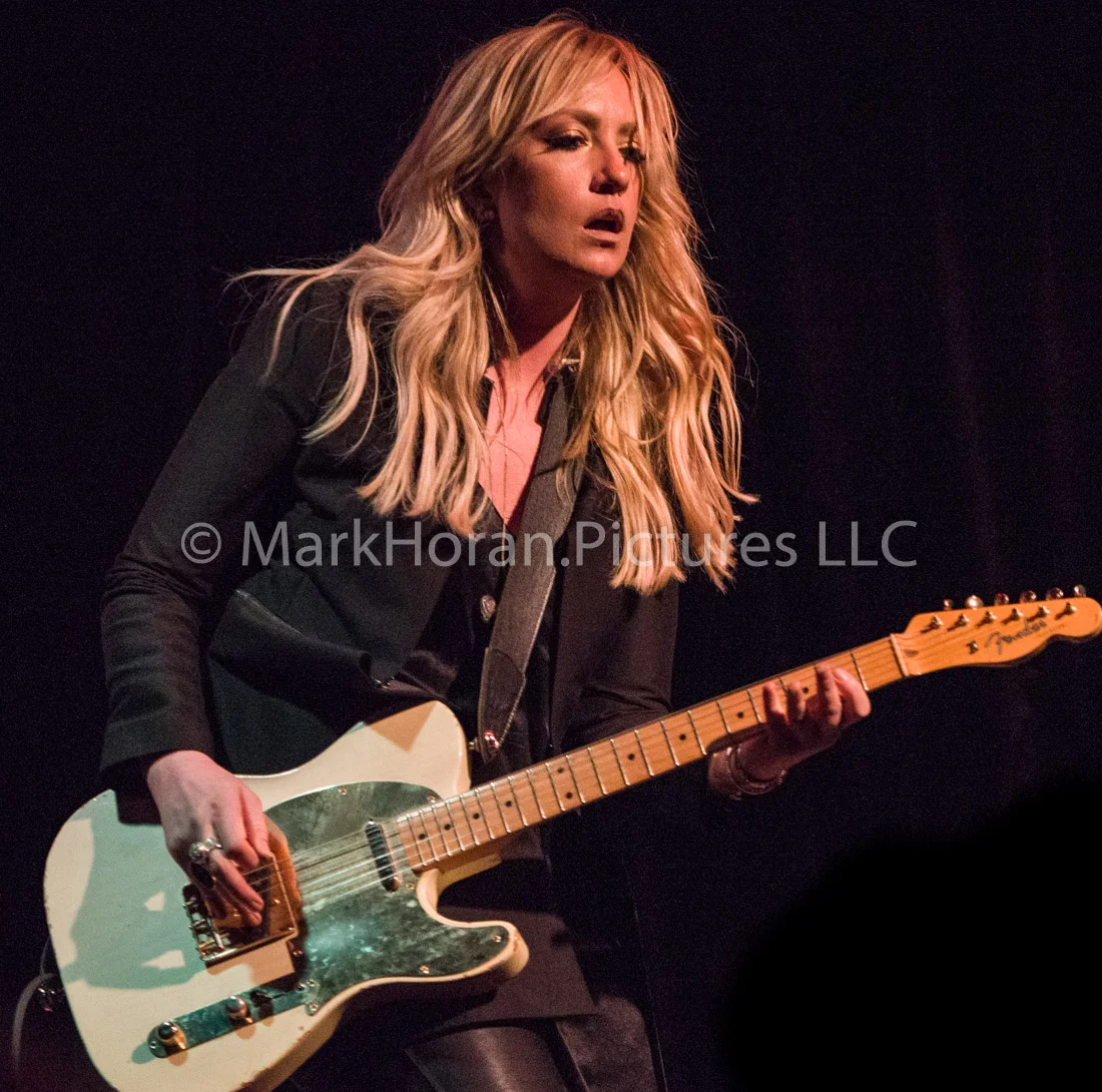 Clare Dunn