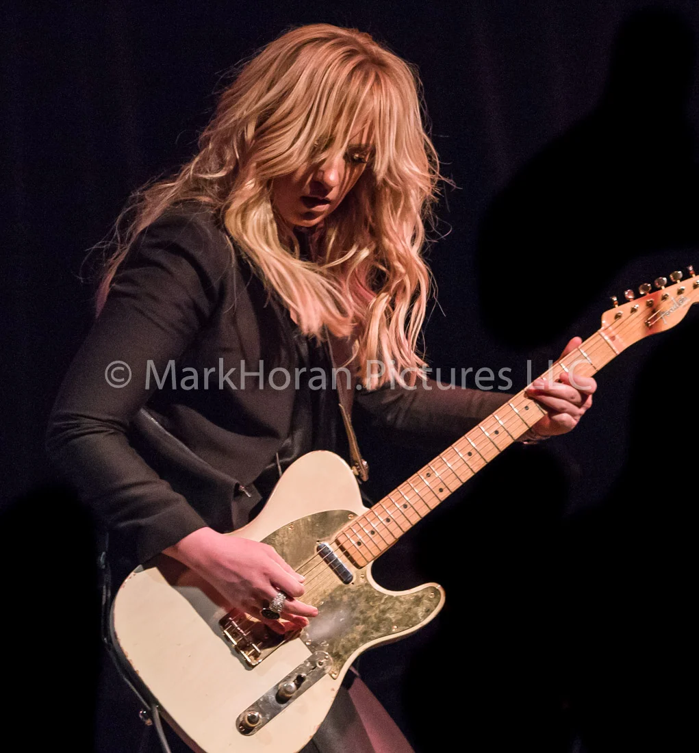 Clare Dunn