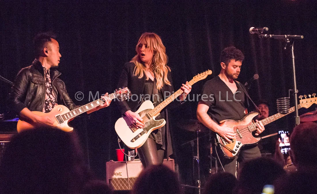 Clare Dunn