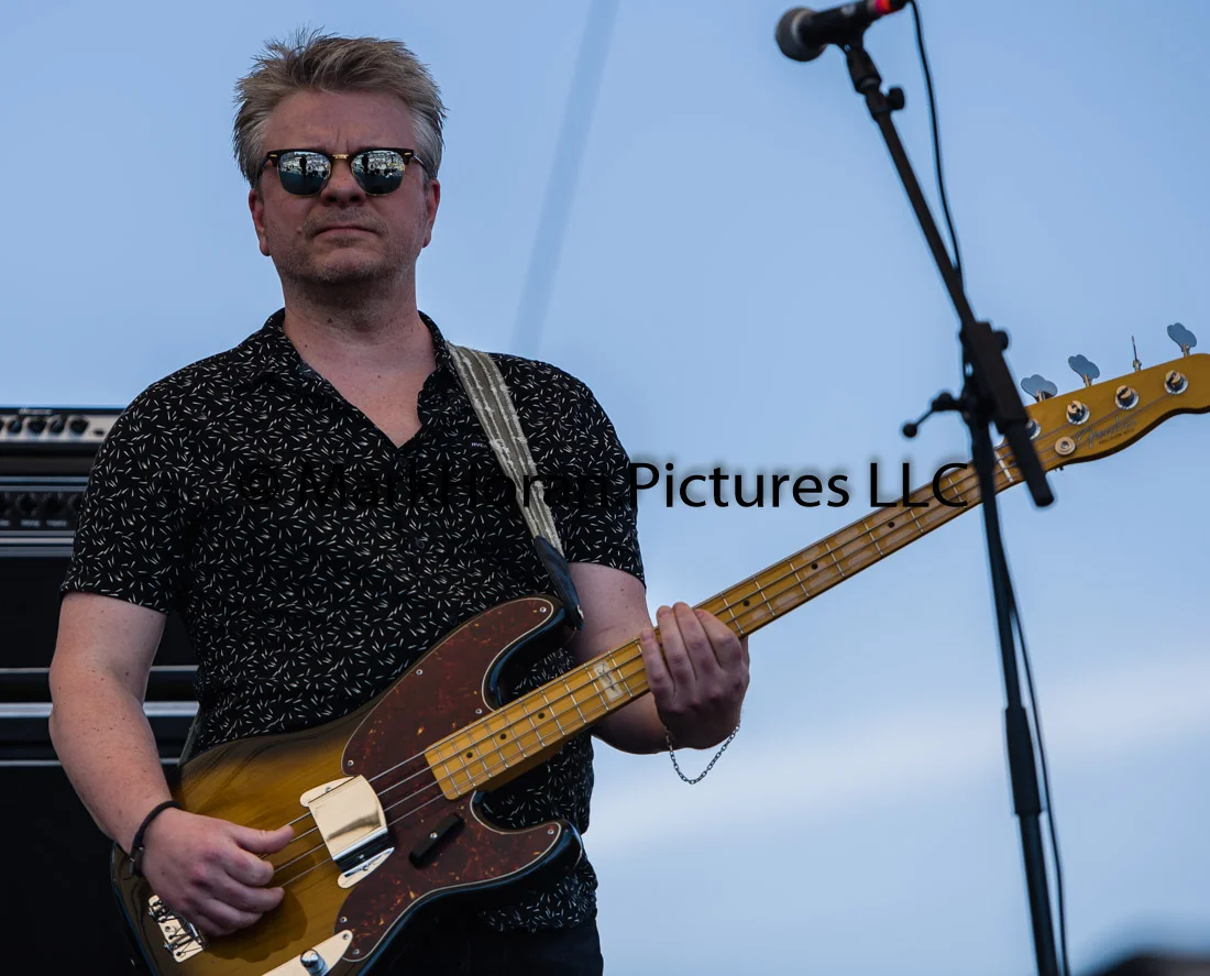 JT Lauritsen & The Buckshot Hunters