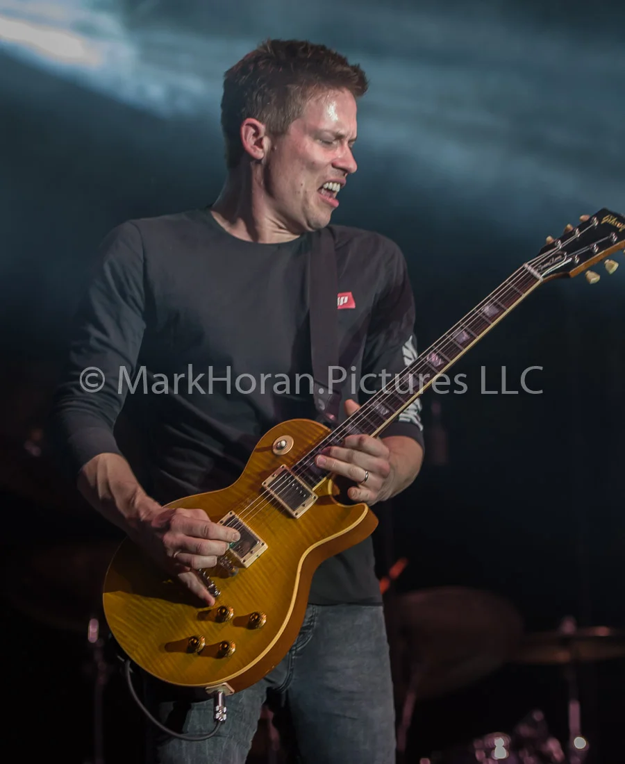  Johnny Lang 