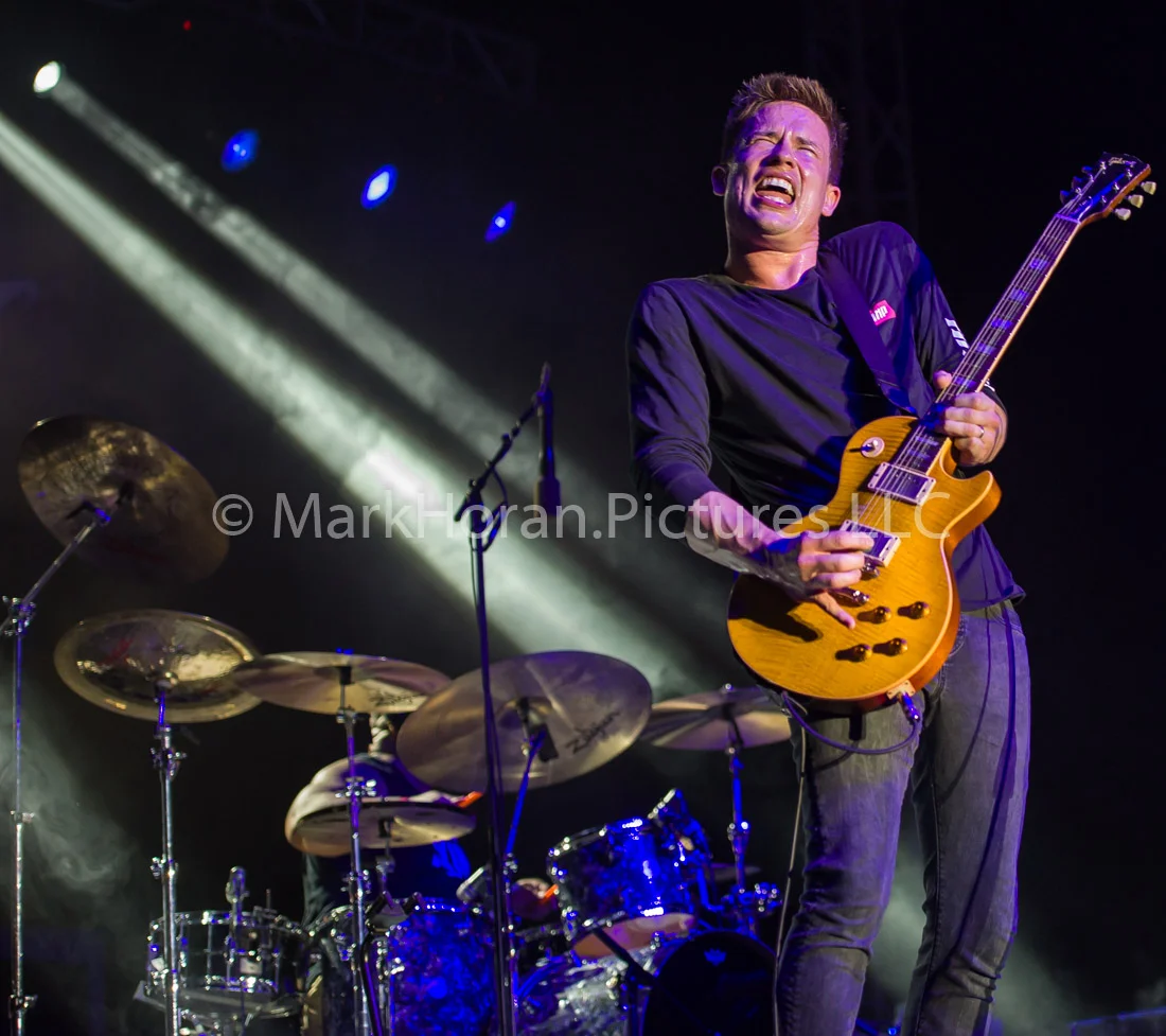  Johnny Lang 