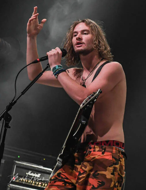 Alien Weaponry