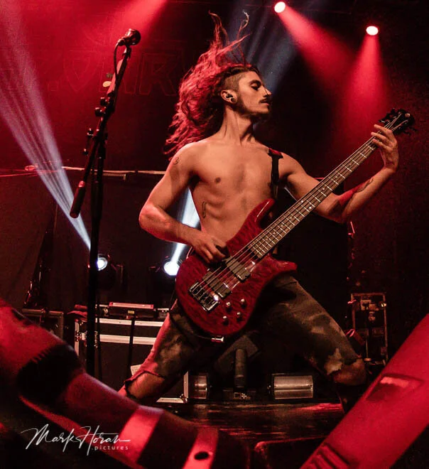 Alien Weaponry