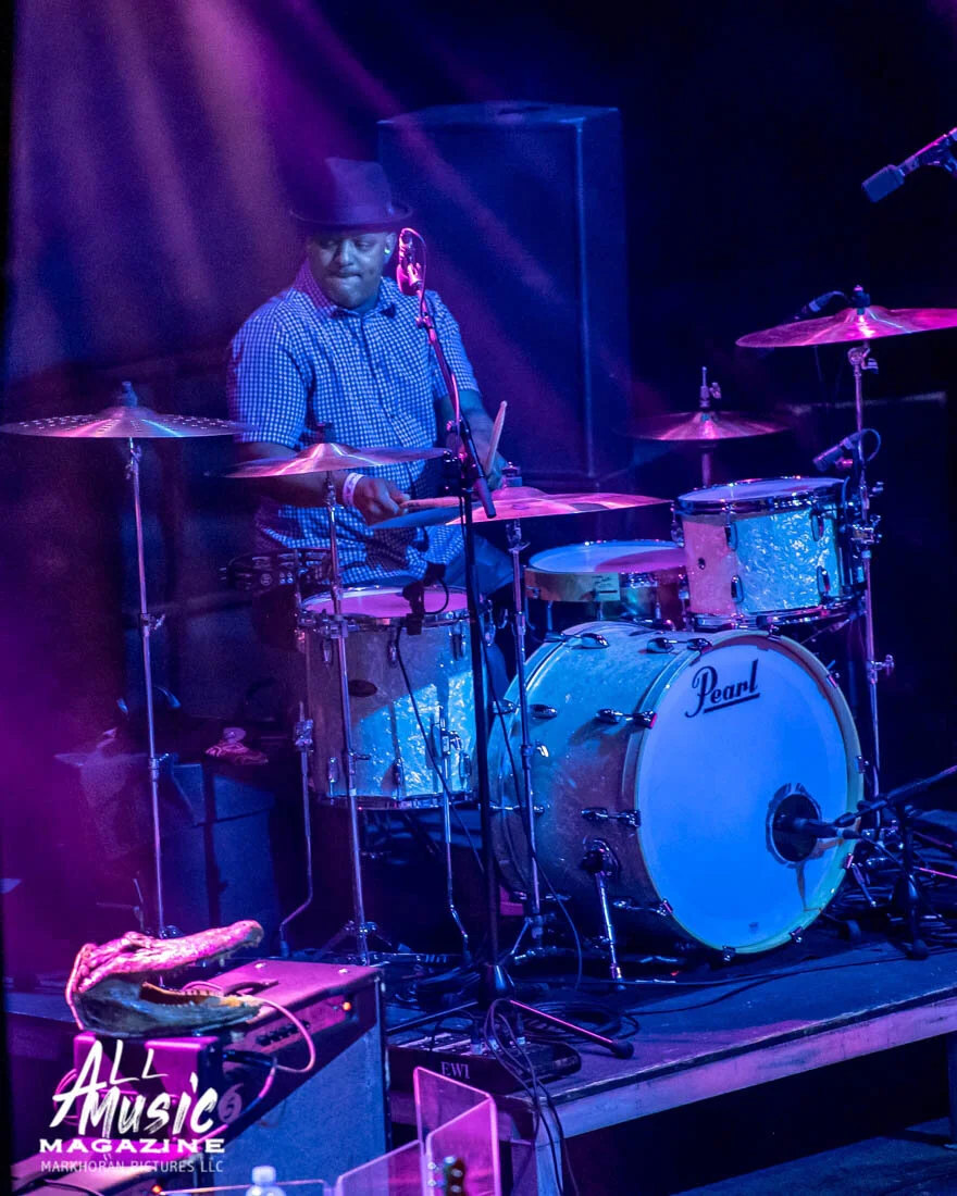 Tab Benoit