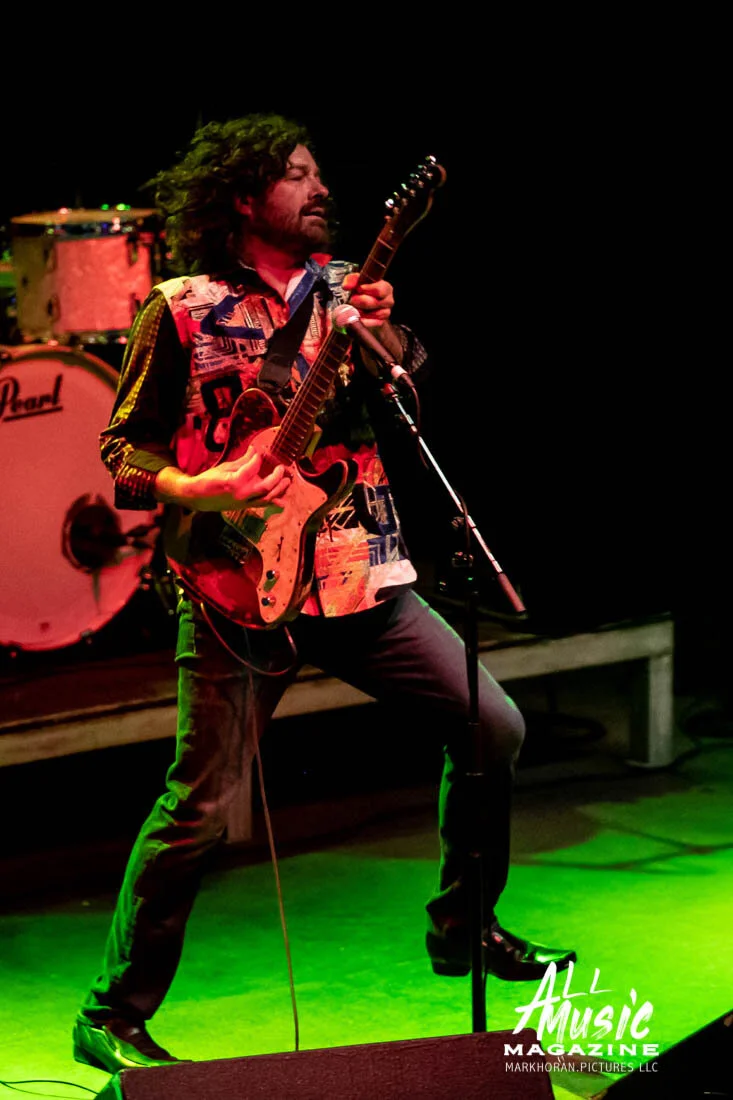 Tab Benoit