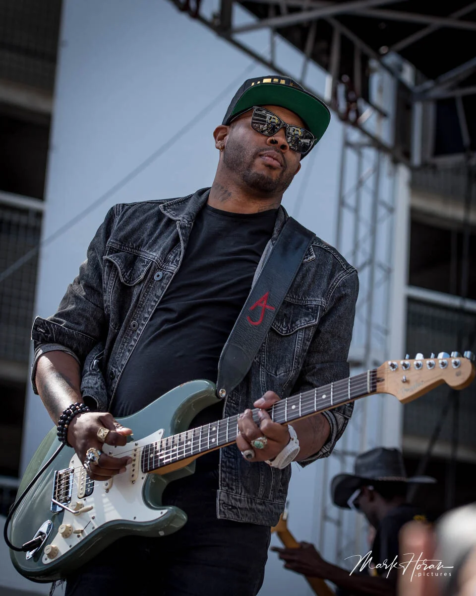 Ayron Jones
