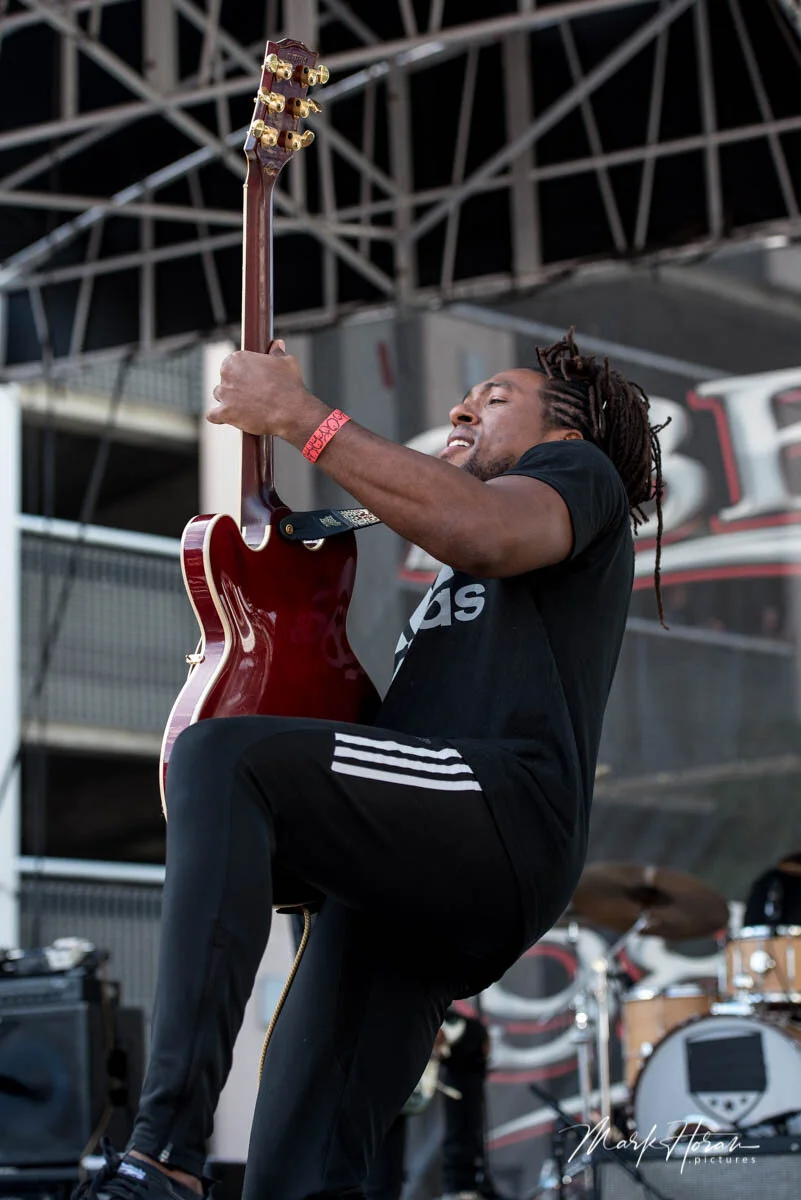 Ayron Jones