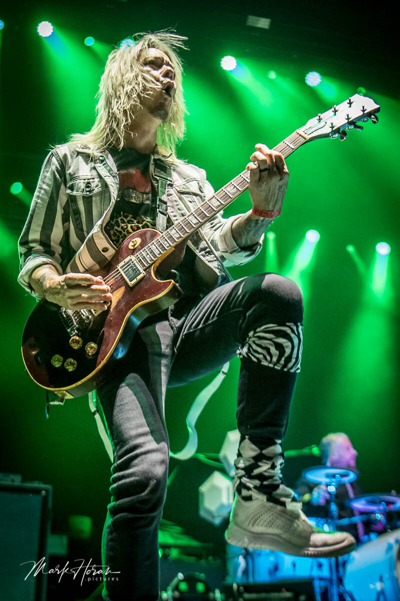 Fozzy