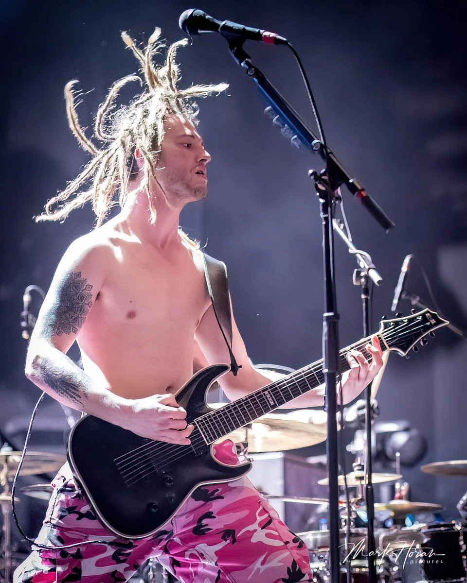 Alien Weaponry