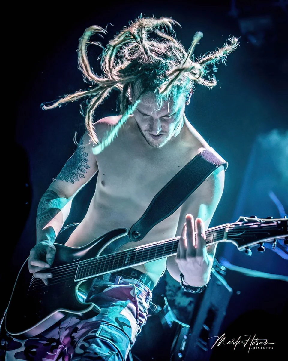 Alien Weaponry