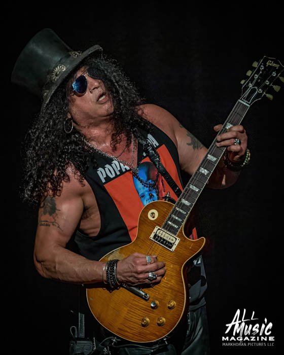 Slash Featuring Myles Kennedy and the Conspirators