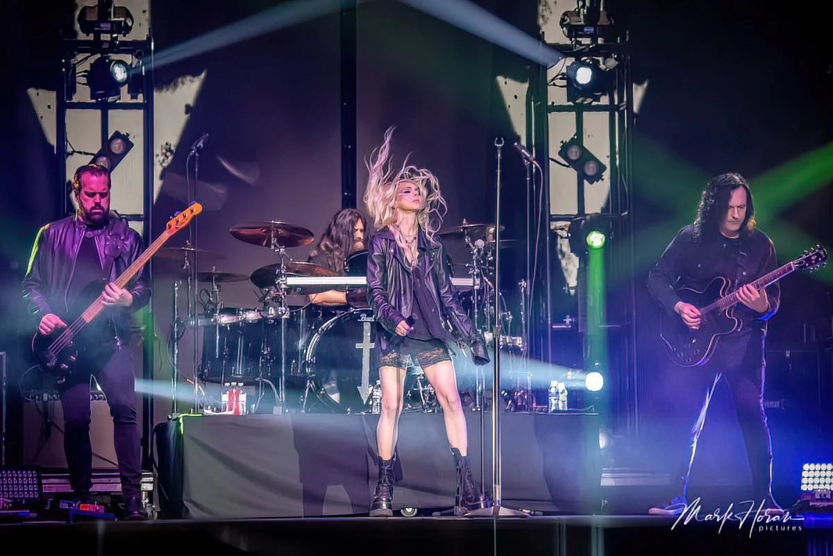 Taylor Momsen and The Pretty Reckless
