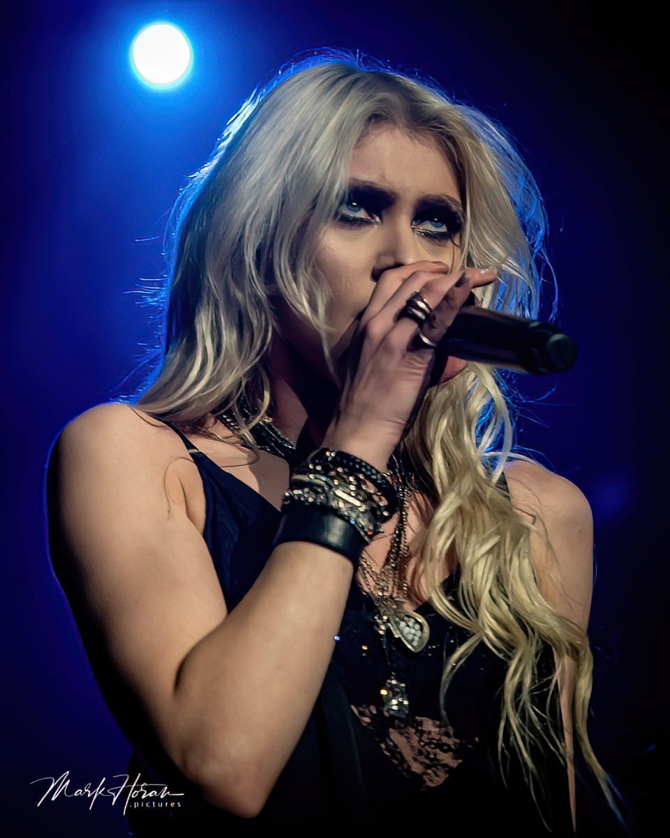 Taylor Momsen and The Pretty Reckless