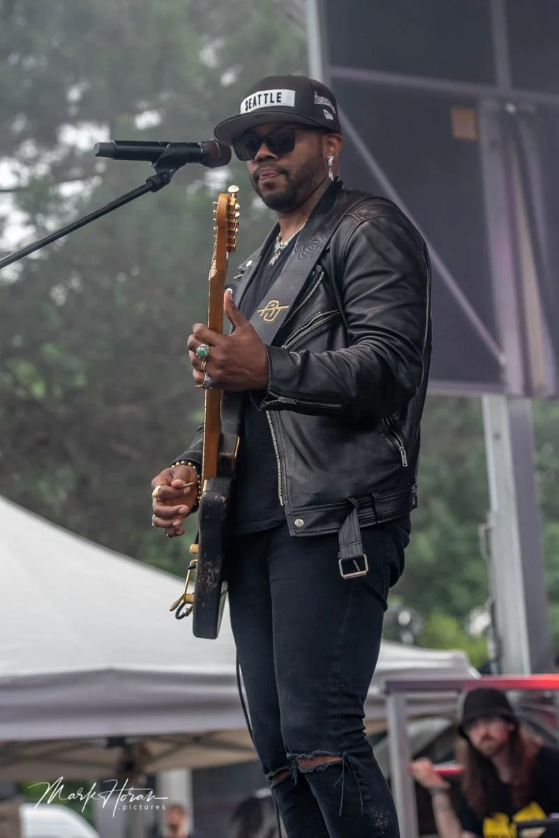 Ayron Jones