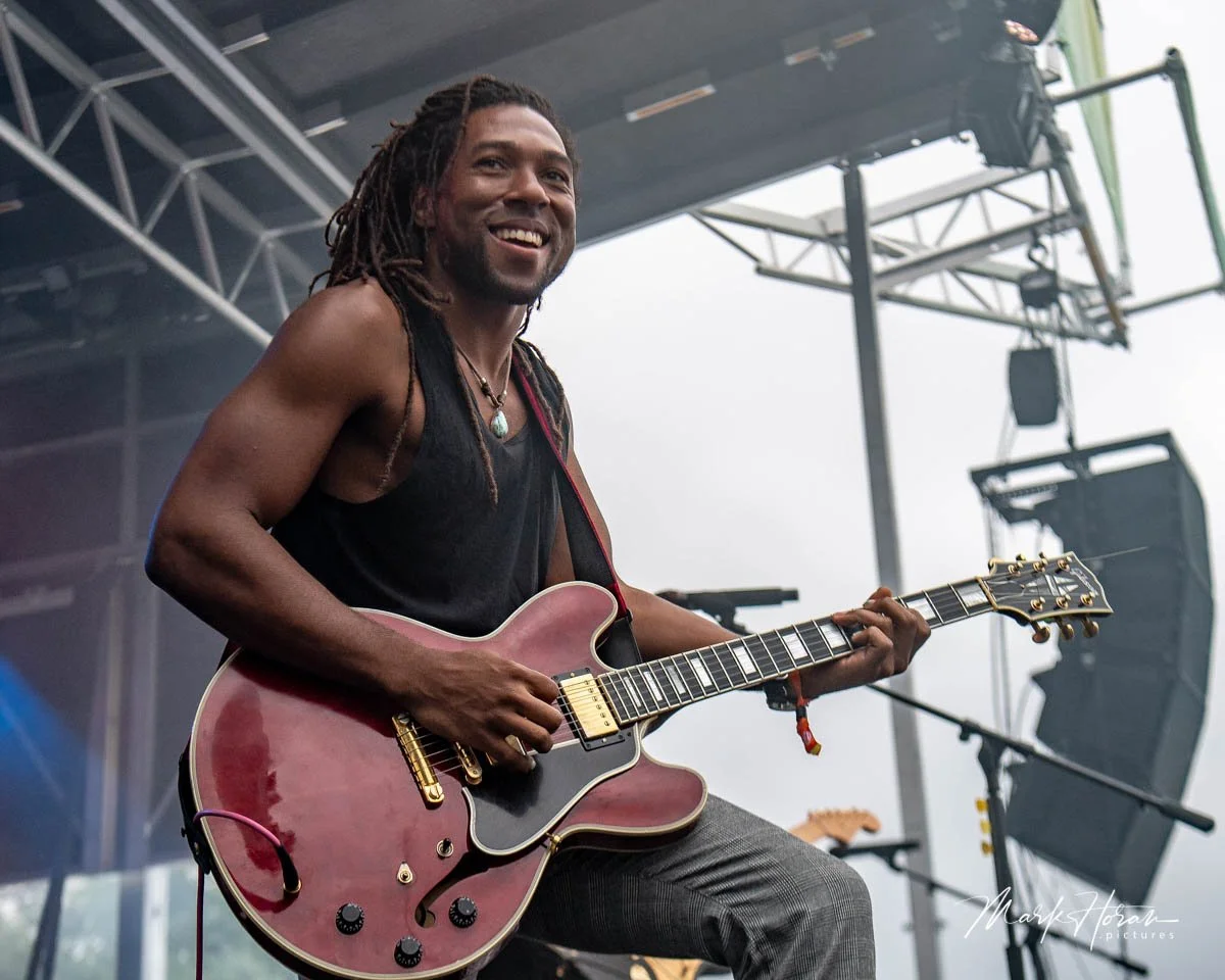 Ayron Jones