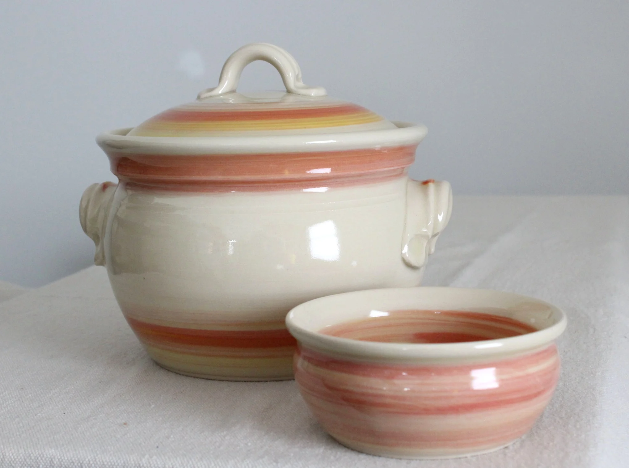 Casserole_Beanpot+with+Small+Bowl.jpg