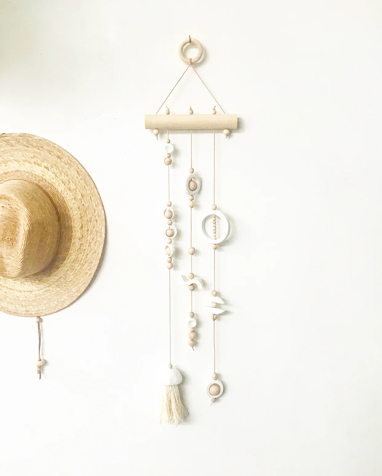 westperro.elgranesfericounknown.wallhanging.whitesands.1.jpg