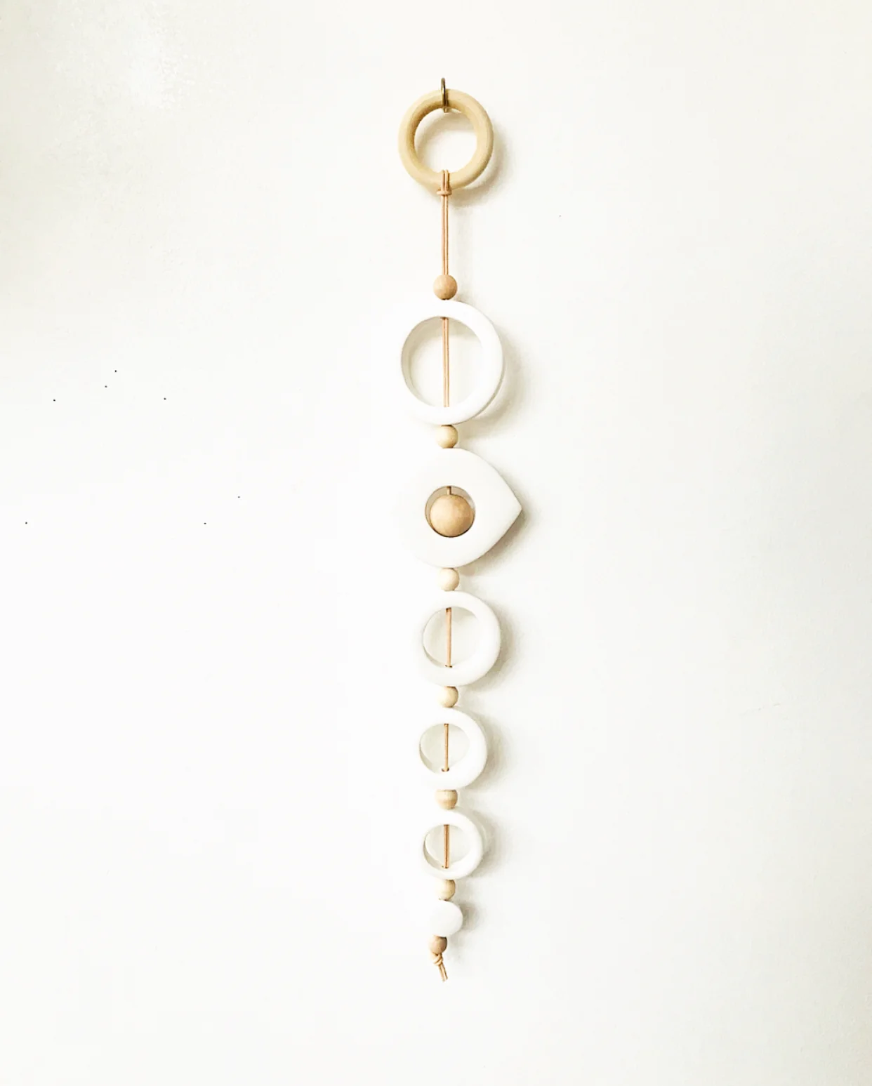 westperro.standingojo.wallhanging.whitesands.3.jpg