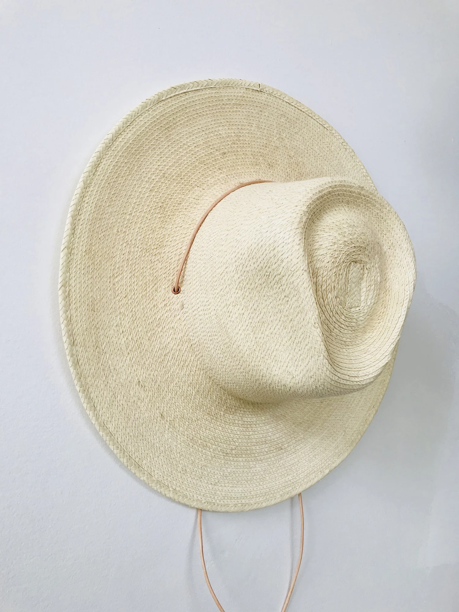 Desert Sun Hat - Natural Guatemalan Palm — West Perro display picture 3
