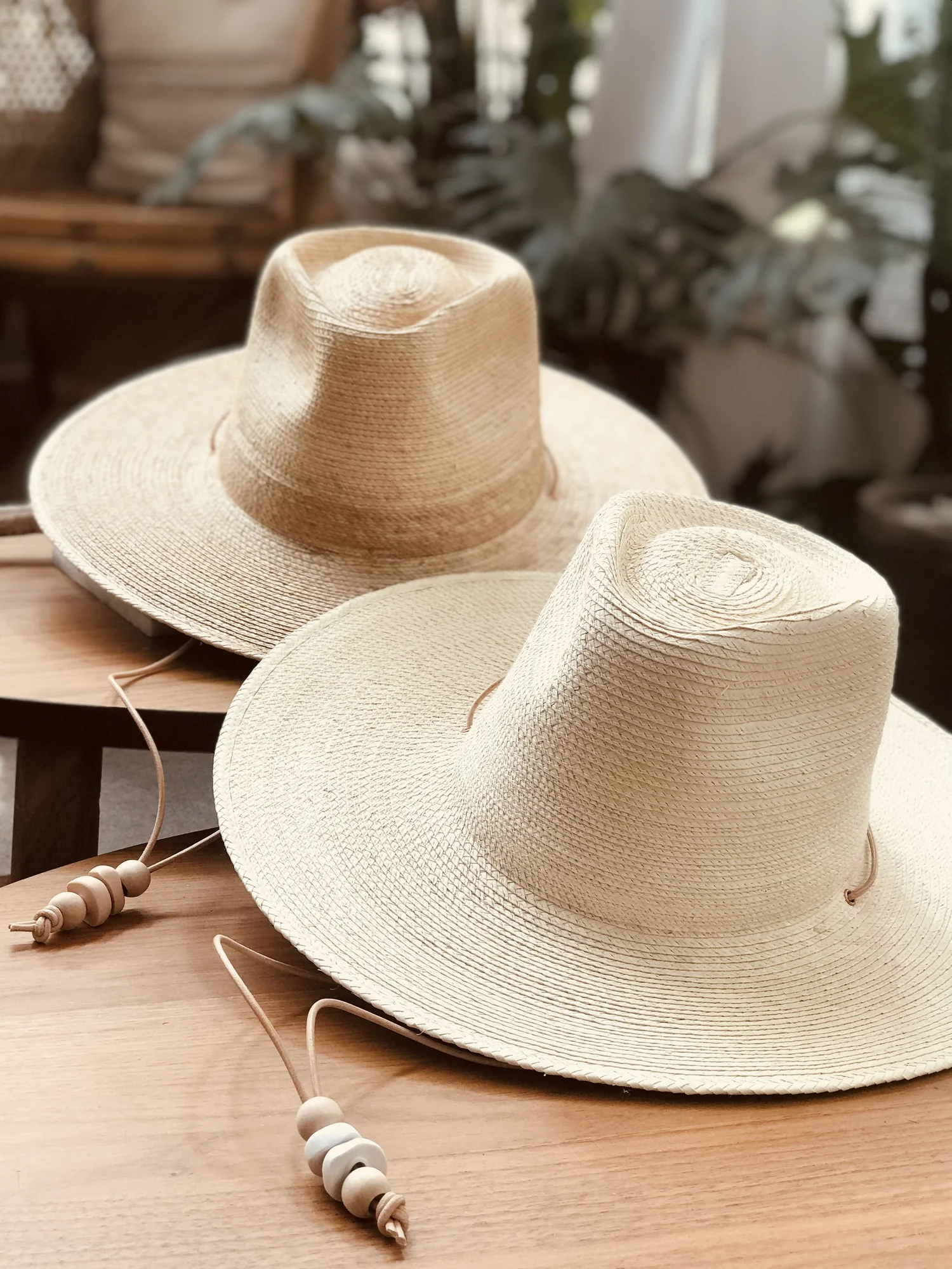 Desert Sun Hat - Natural Guatemalan Palm — West Perro display picture 1