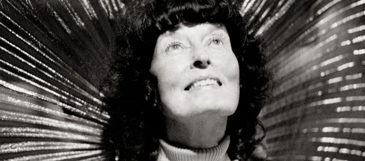 lindaperhacs.jpg