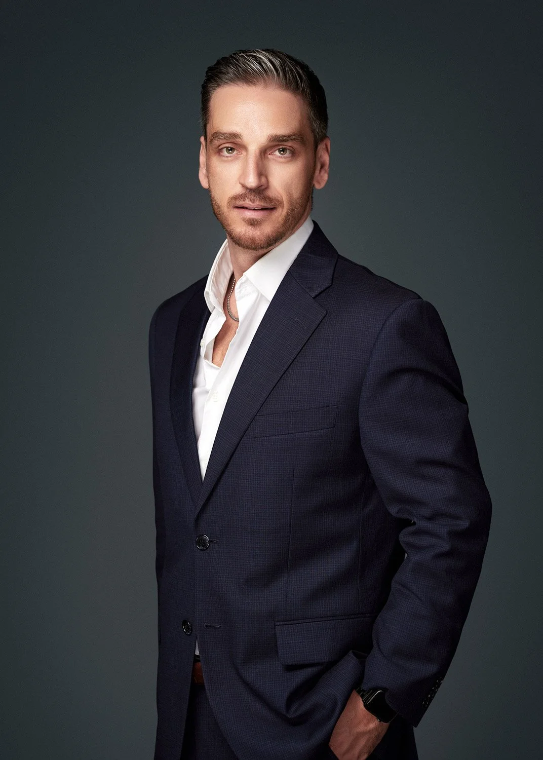 EDU_CORNEJO_BUSINESS_PORTRAITS_BLA_BLA_MANAGER.jpg
