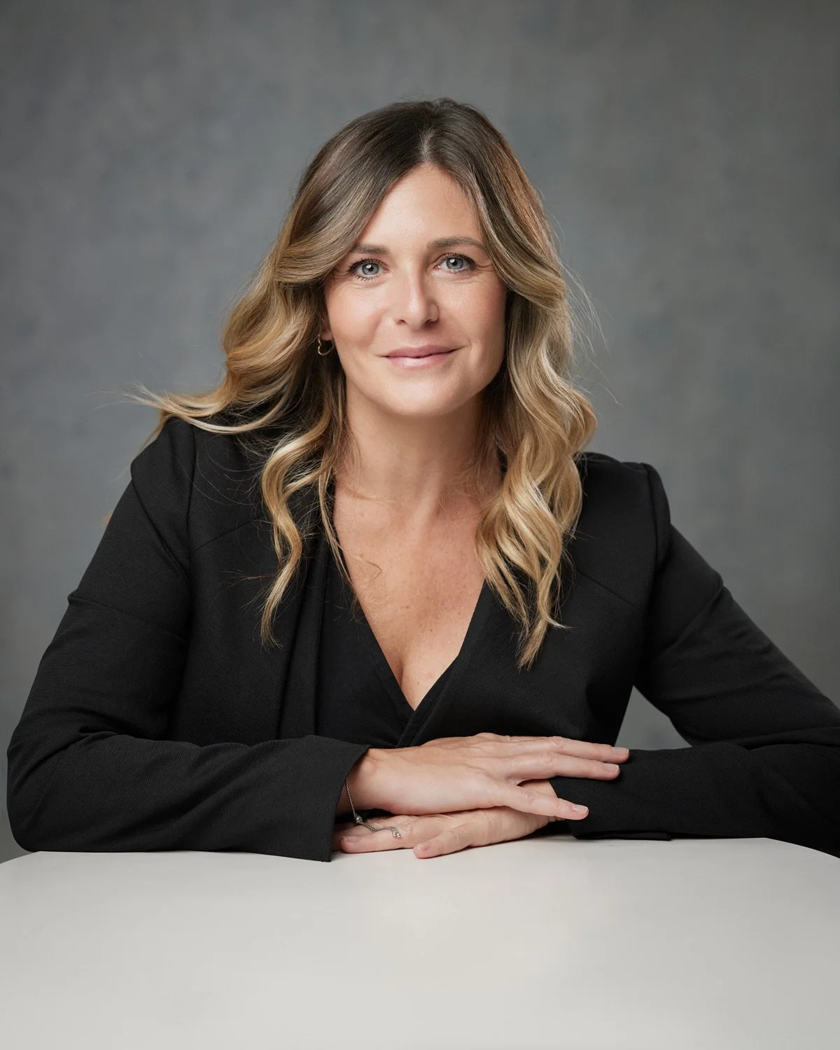 EDU-CORNEJO-CORPORATE-HEADSHOTS-EMMA21219-2.jpg