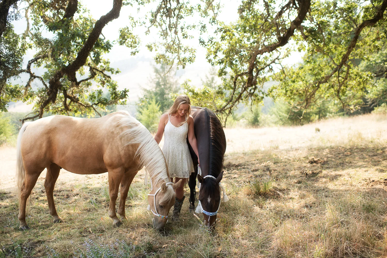 Emily-SeniorPortraits-HumboldtCounty-Parky'sPics-Horse-34.jpg