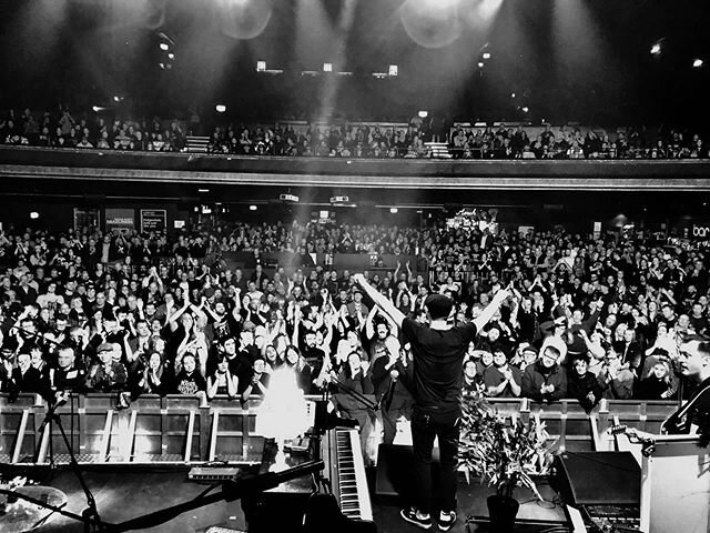 London you were amazing! What a show. Big up @interrupstagram for having us! See you again tomorrow 🔊🤘🏻🔊🤘🏻