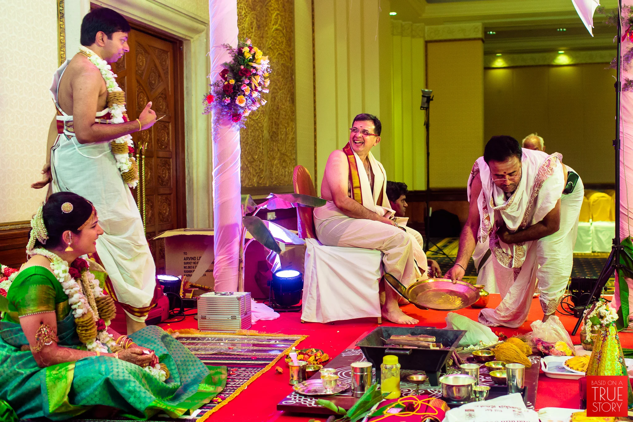 candid-wedding-photographers-bangalore-0032.jpg