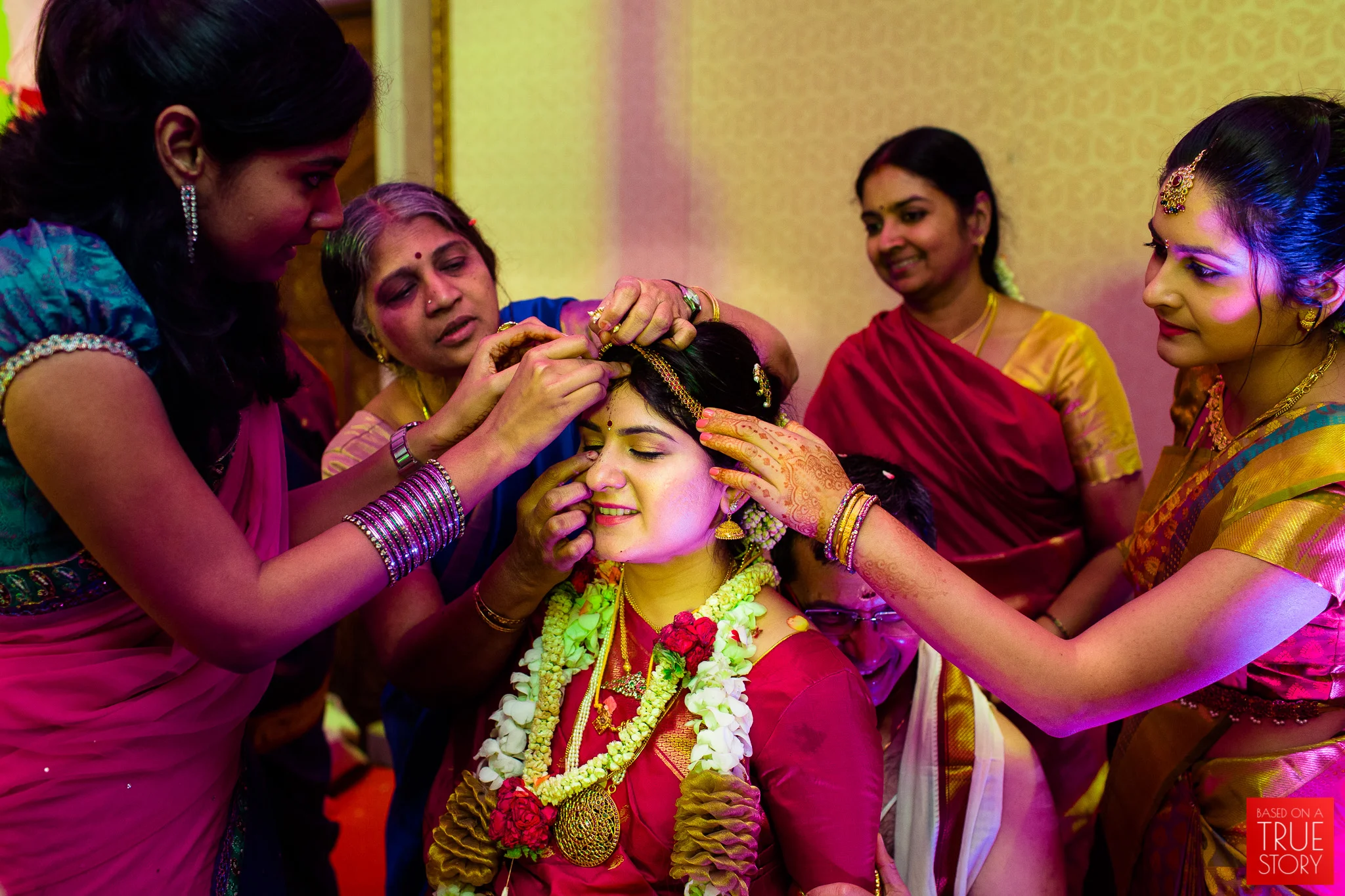 candid-wedding-photographers-bangalore-0045.jpg