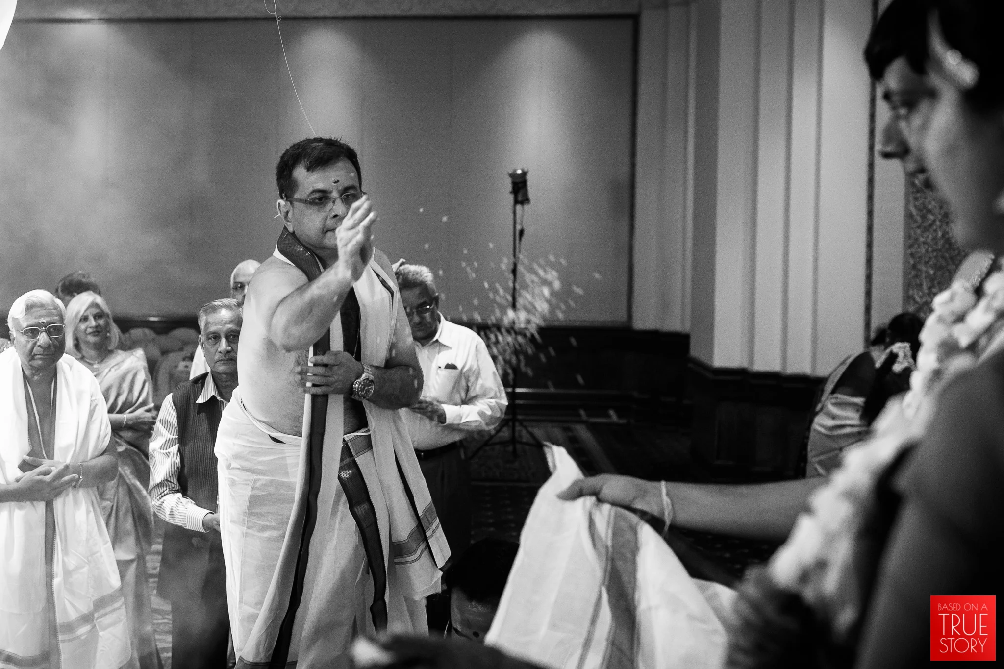 candid-wedding-photographers-bangalore-0051.jpg