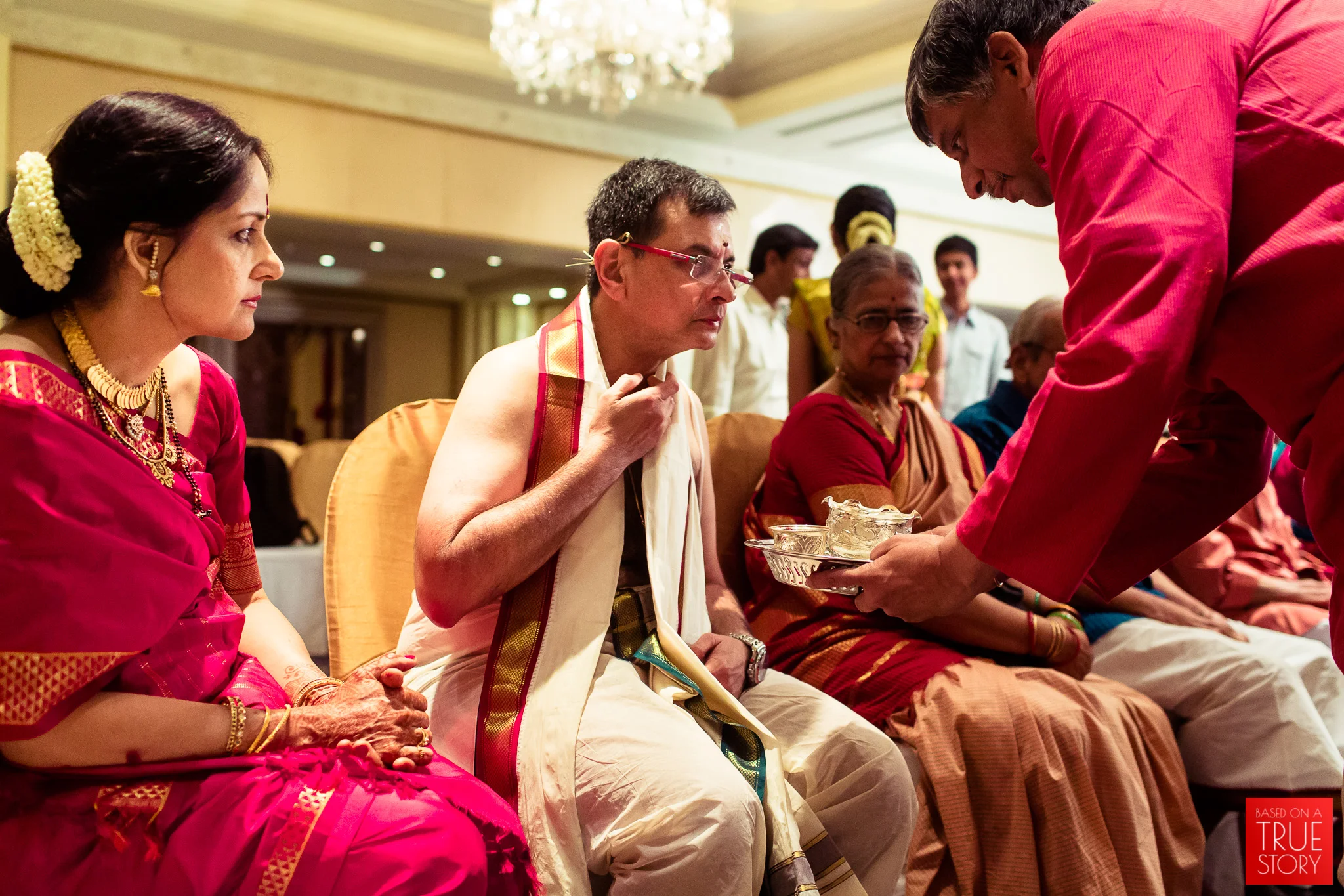 candid-wedding-photographers-bangalore-0054.jpg