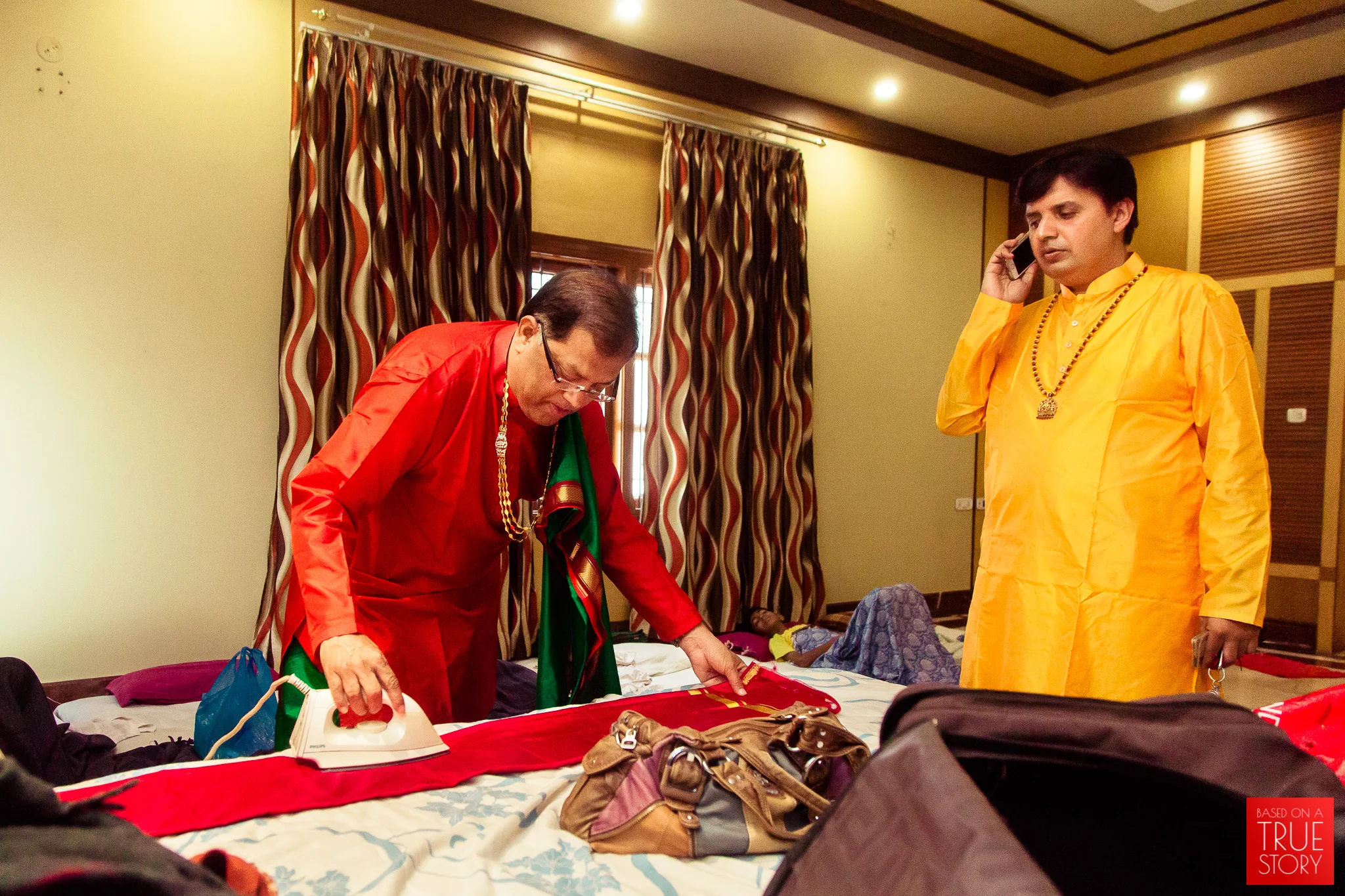candid-wedding-photographers-bangalore-0027.jpg