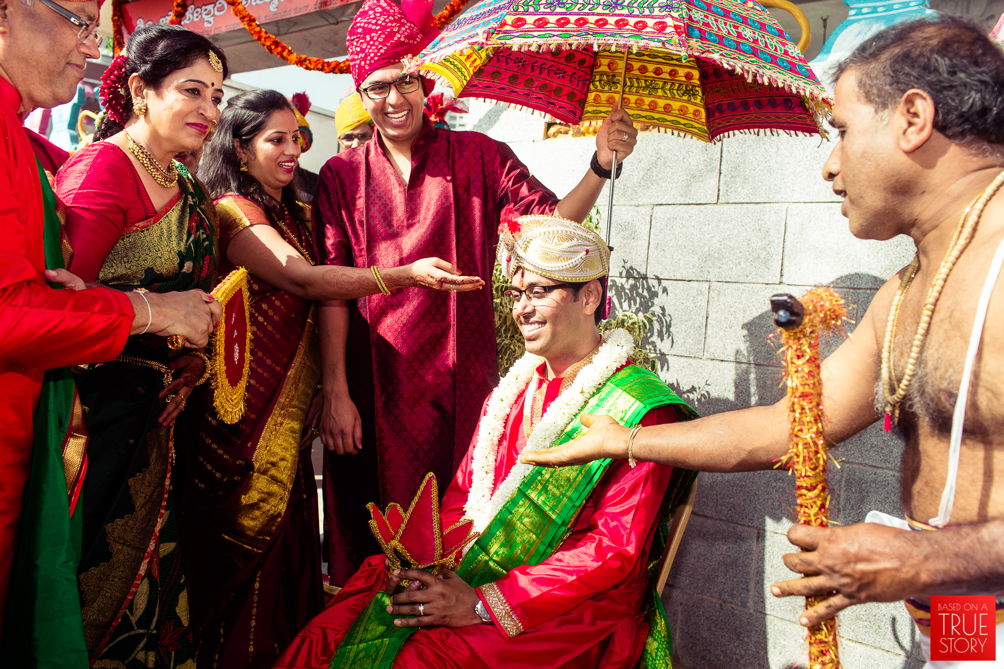 candid-wedding-photographers-bangalore-0035.jpg