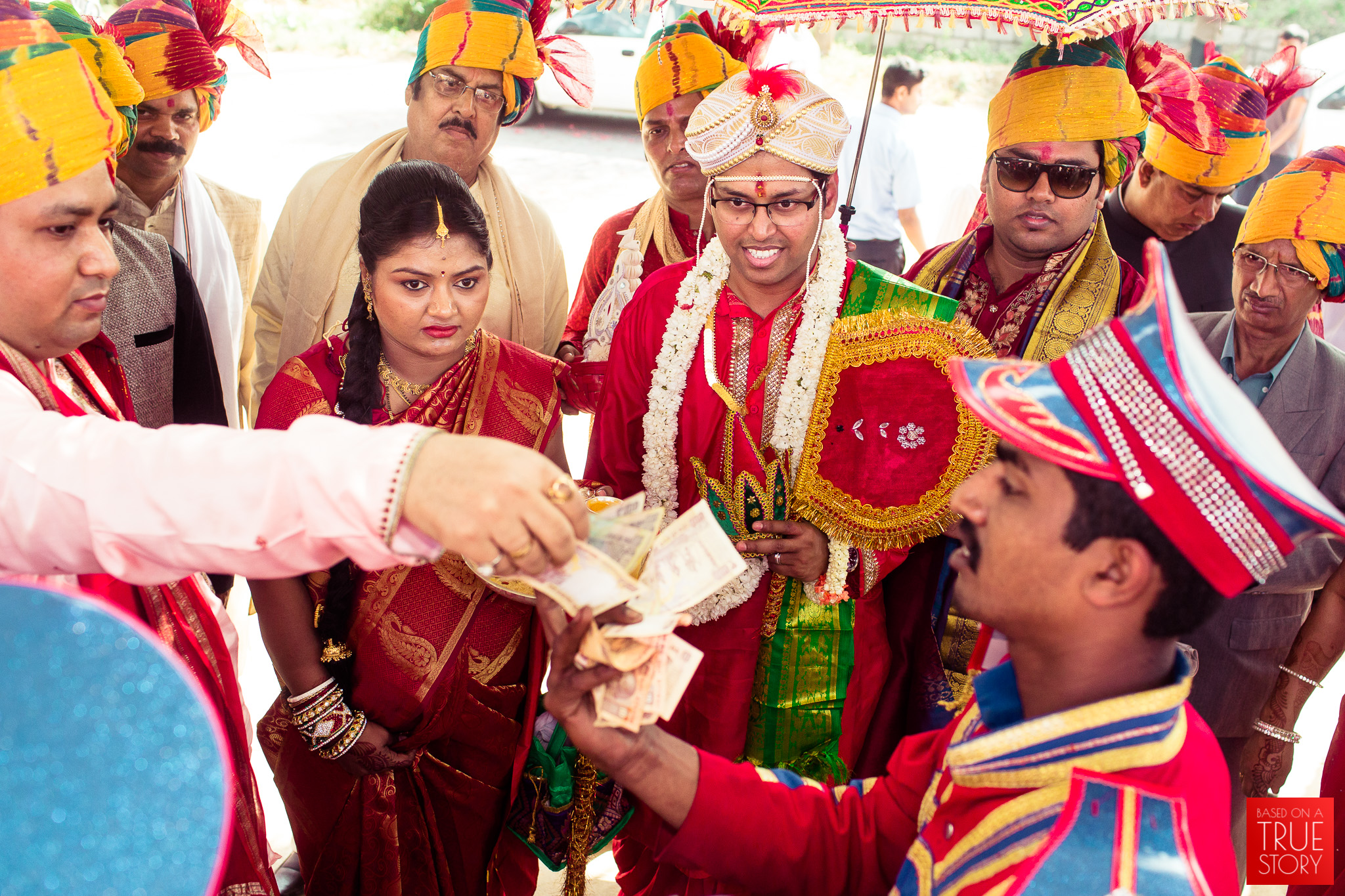 candid-wedding-photographers-bangalore-0040.jpg