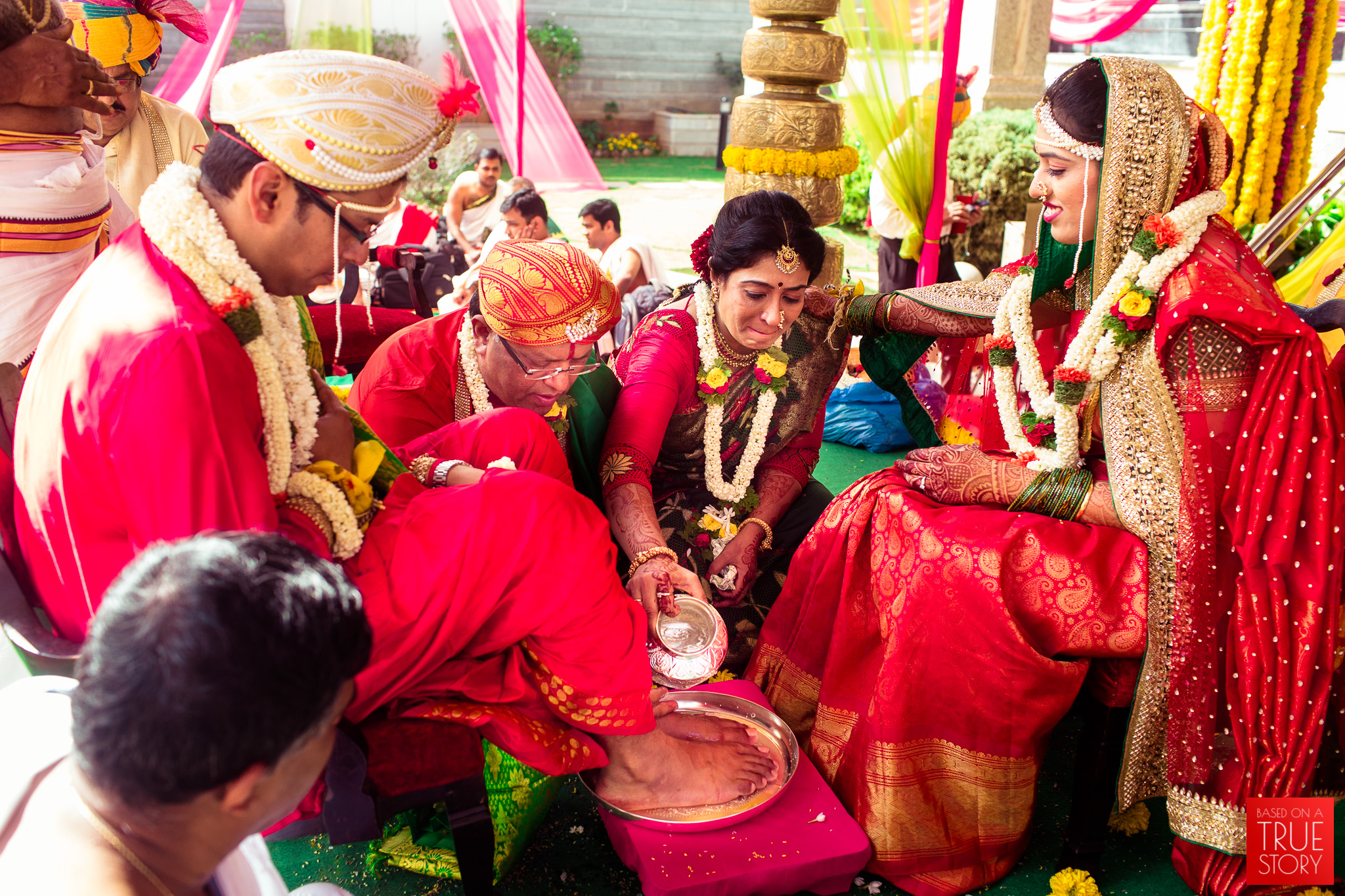 candid-wedding-photographers-bangalore-0047.jpg