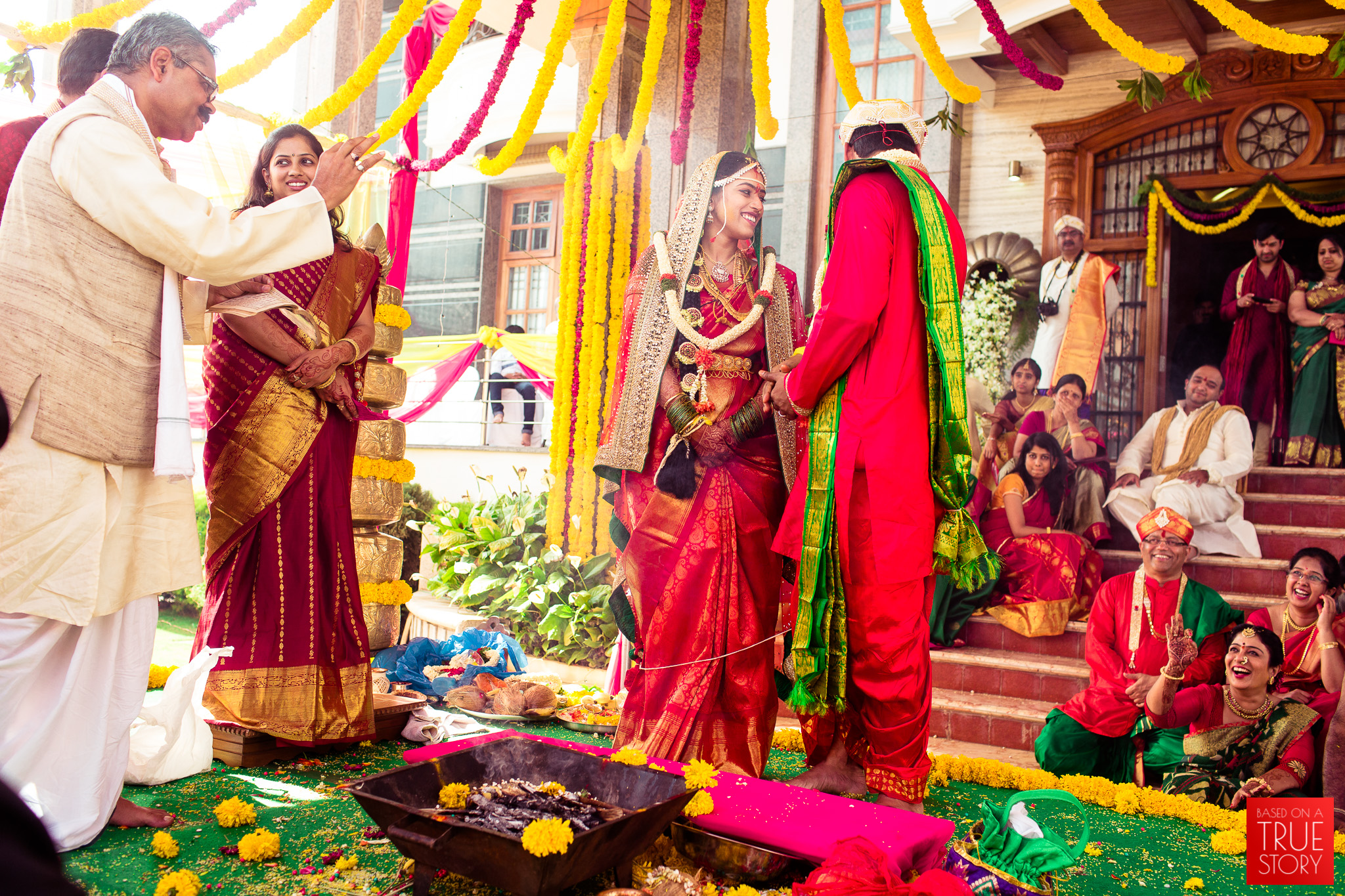 candid-wedding-photographers-bangalore-0061.jpg