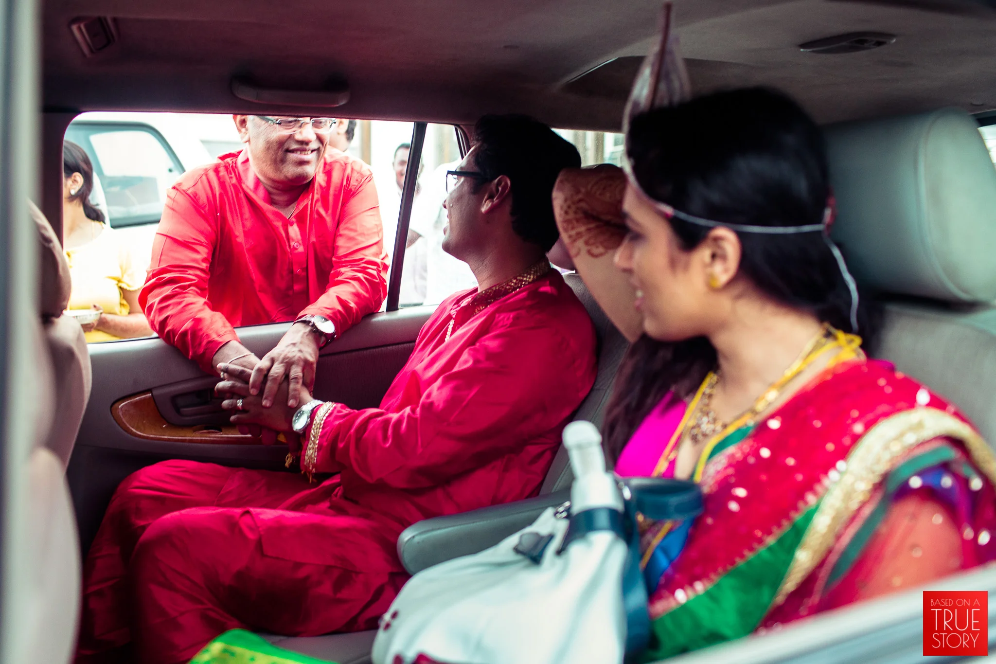 candid-wedding-photographers-bangalore-0069.jpg