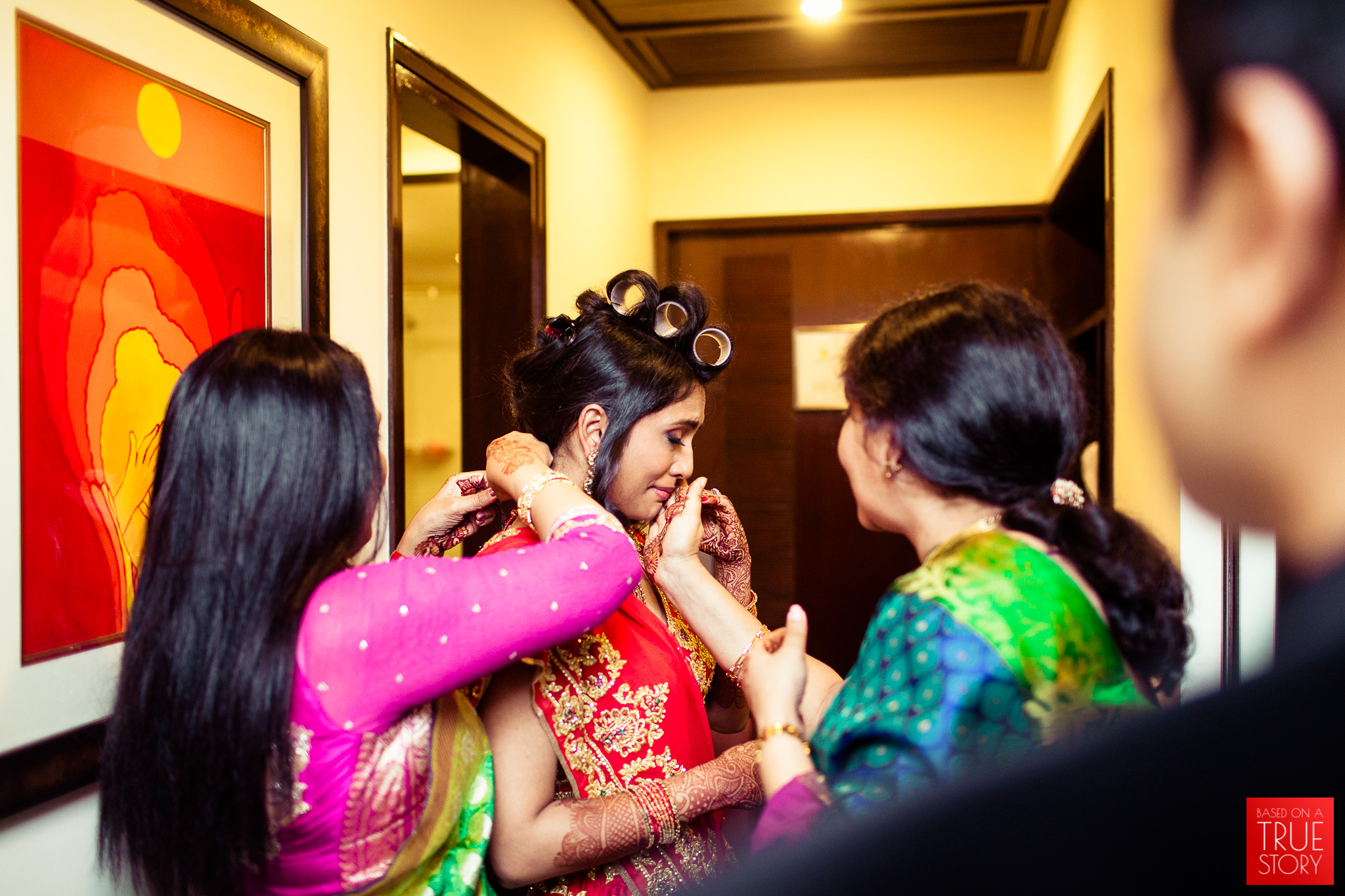 best-candid-wedding-photographers-bangalore-0060.jpg