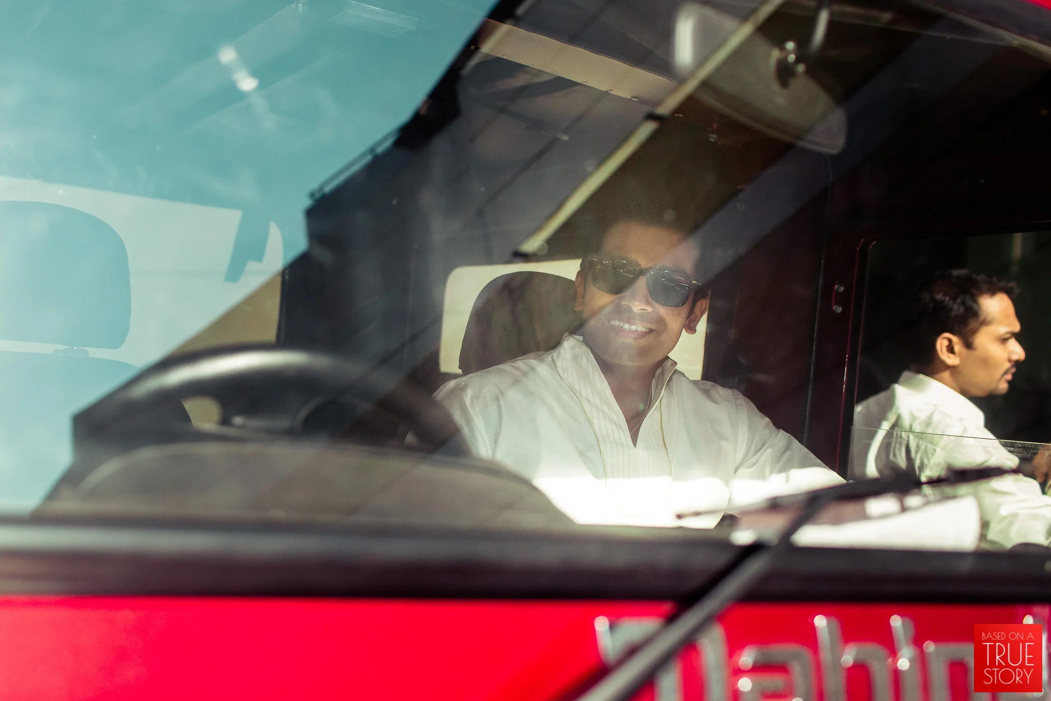 candid-wedding-photographers-bangalore-0028.jpg