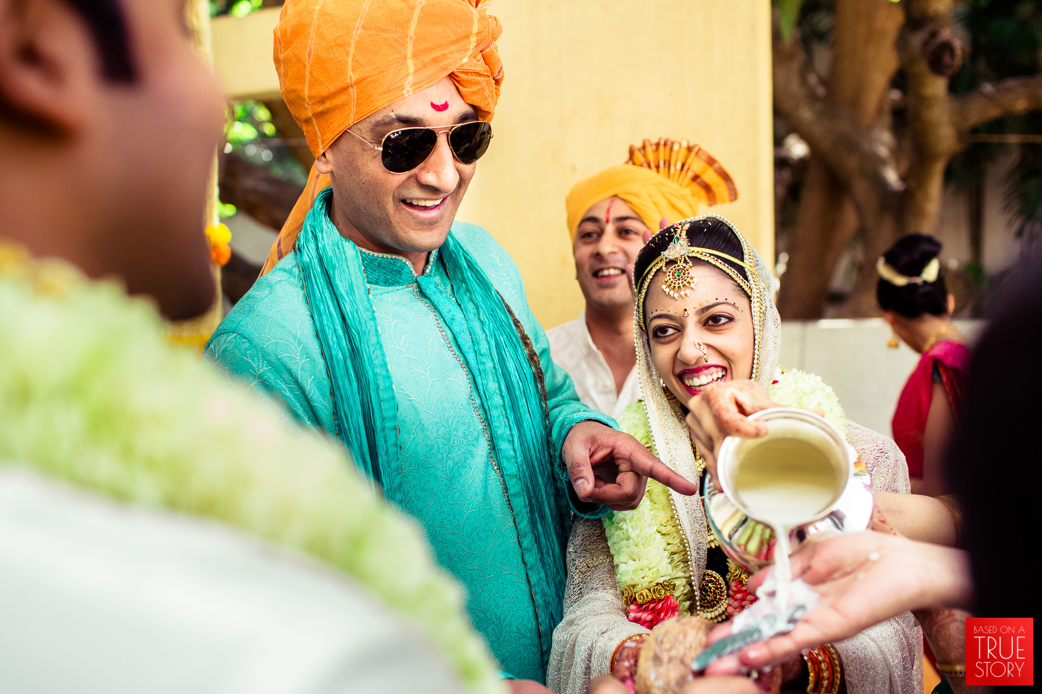 candid-wedding-photographers-bangalore-0048.jpg