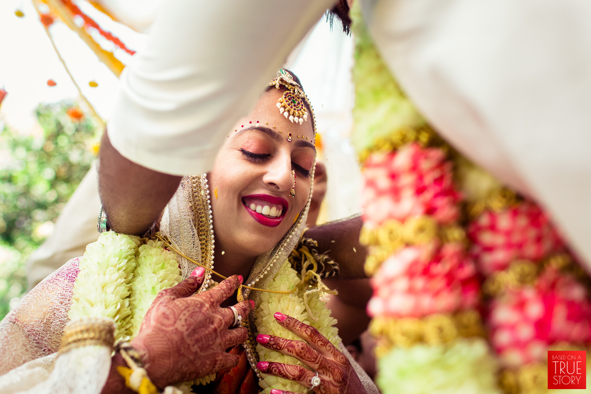 candid-wedding-photographers-bangalore-0052.jpg