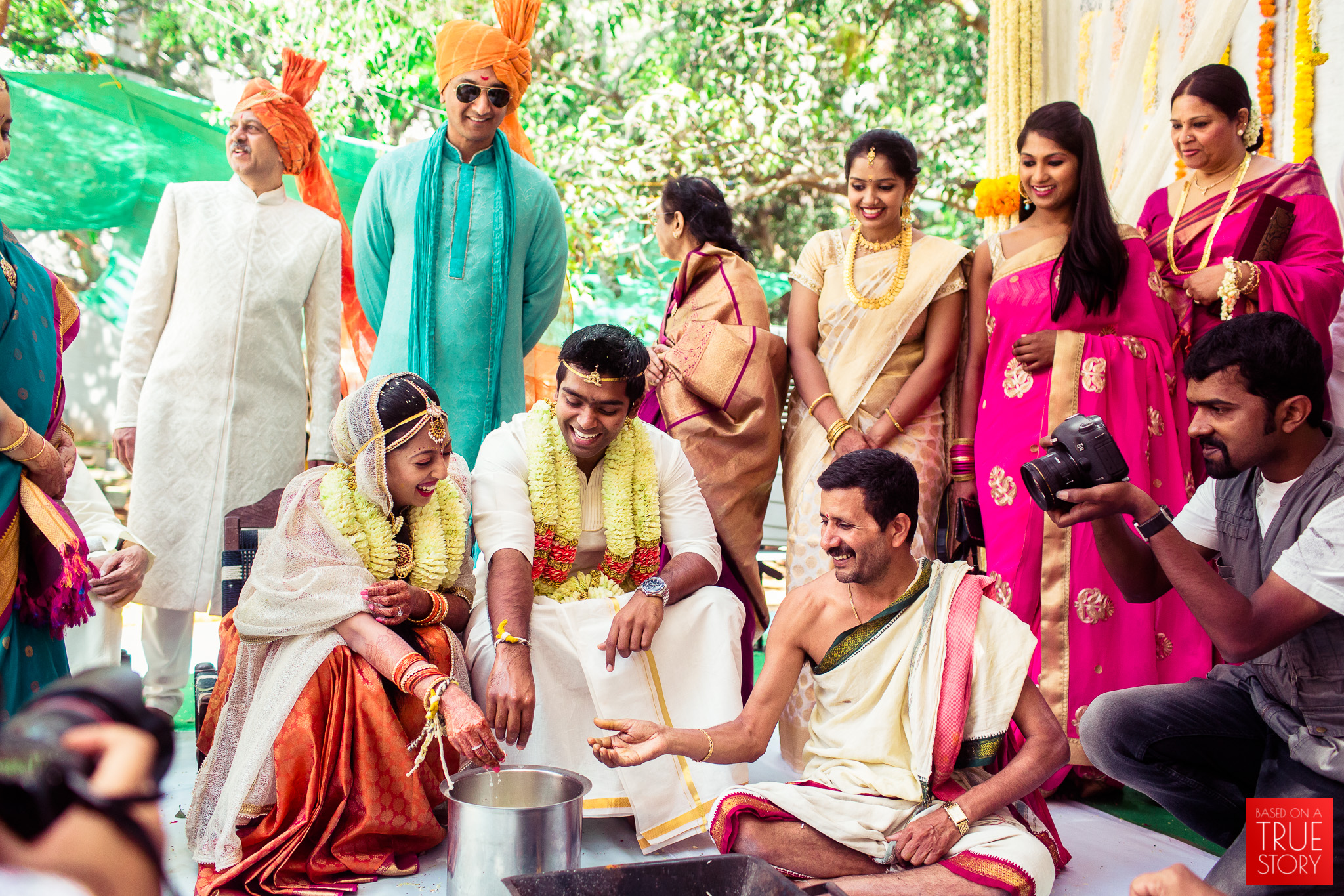 candid-wedding-photographers-bangalore-0057.jpg