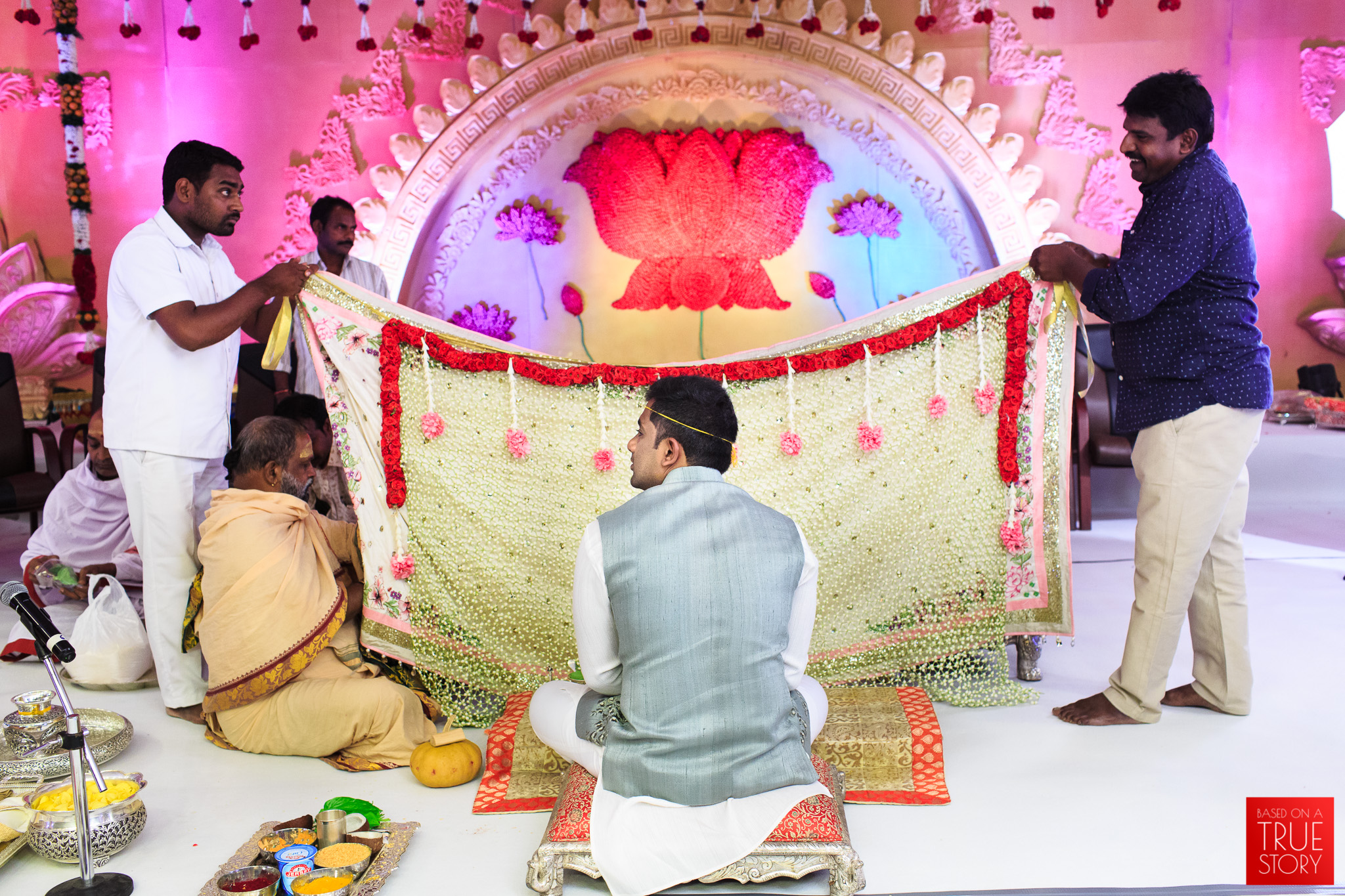 Candid-Wedding-Photography-Hyderabad-0042.jpg