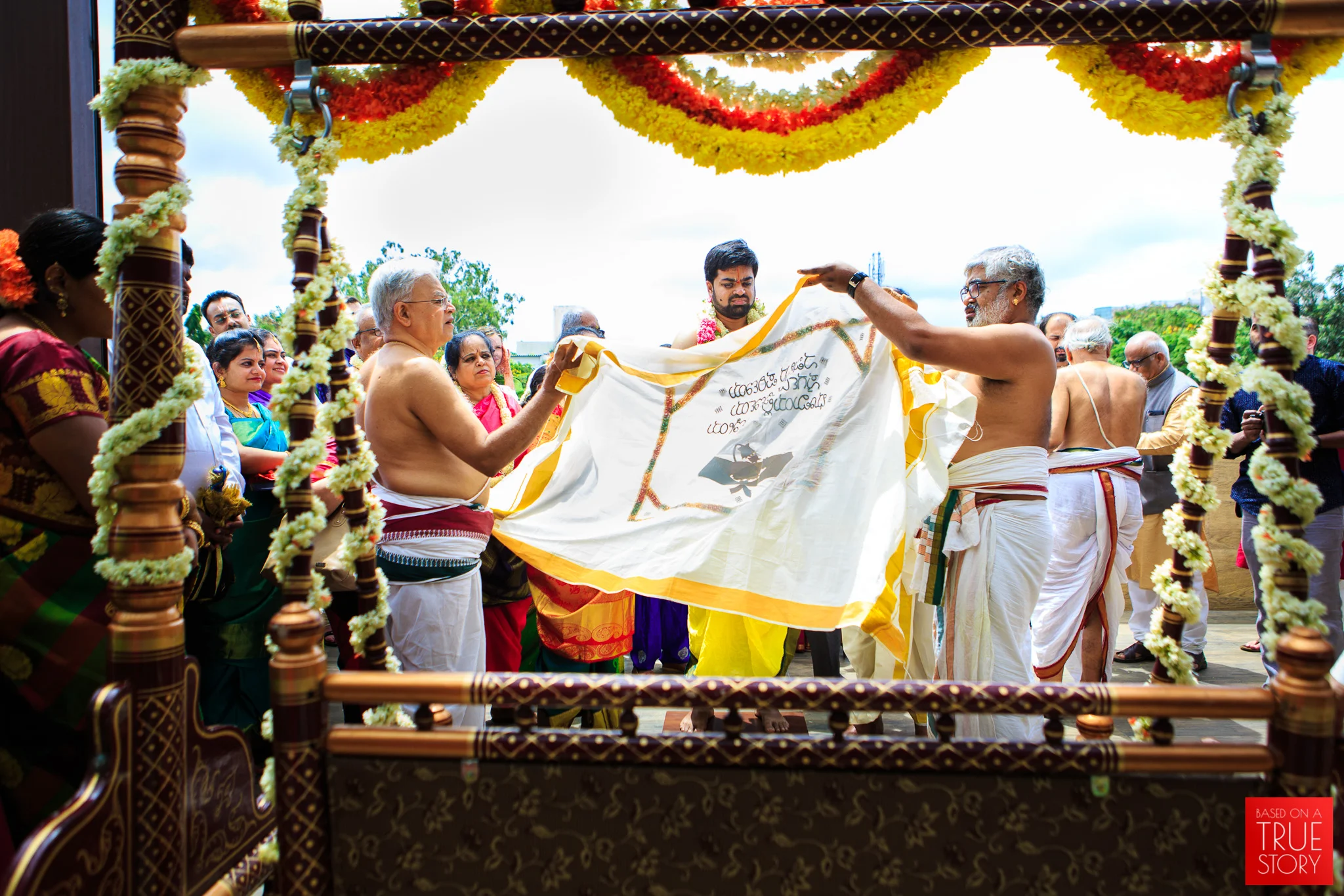 Tambrahm-Candid-Wedding-Photographers-Bangalore-0048.jpg