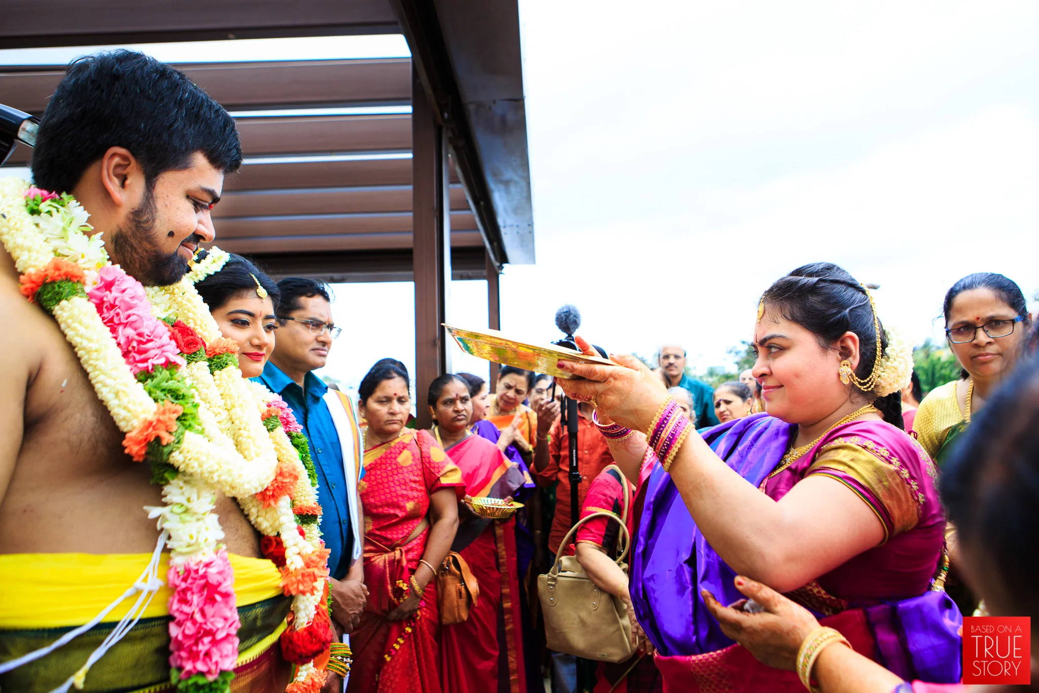 Tambrahm-Candid-Wedding-Photographers-Bangalore-0054.jpg