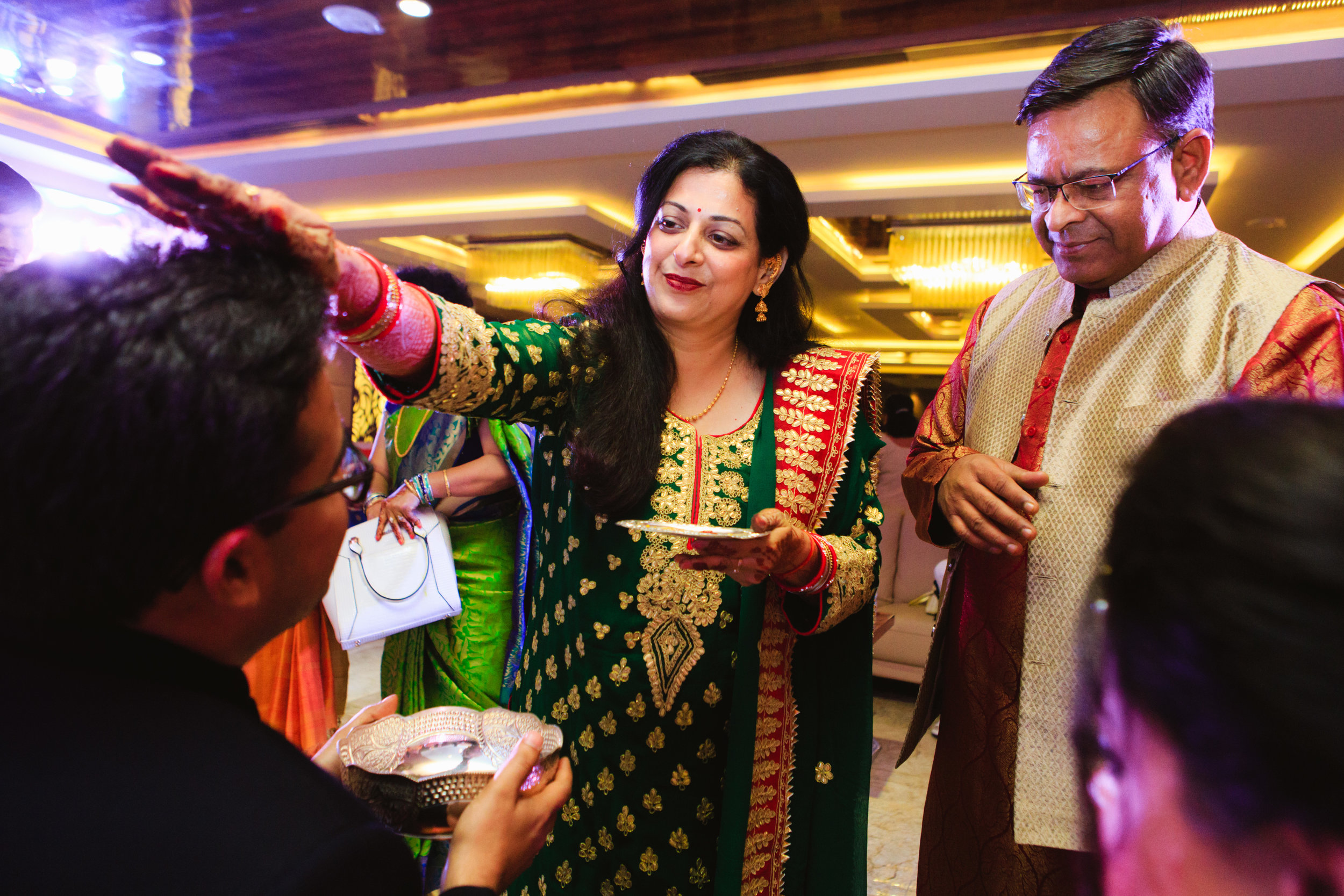 candid-wedding-photographers-lucknow-0036.jpg